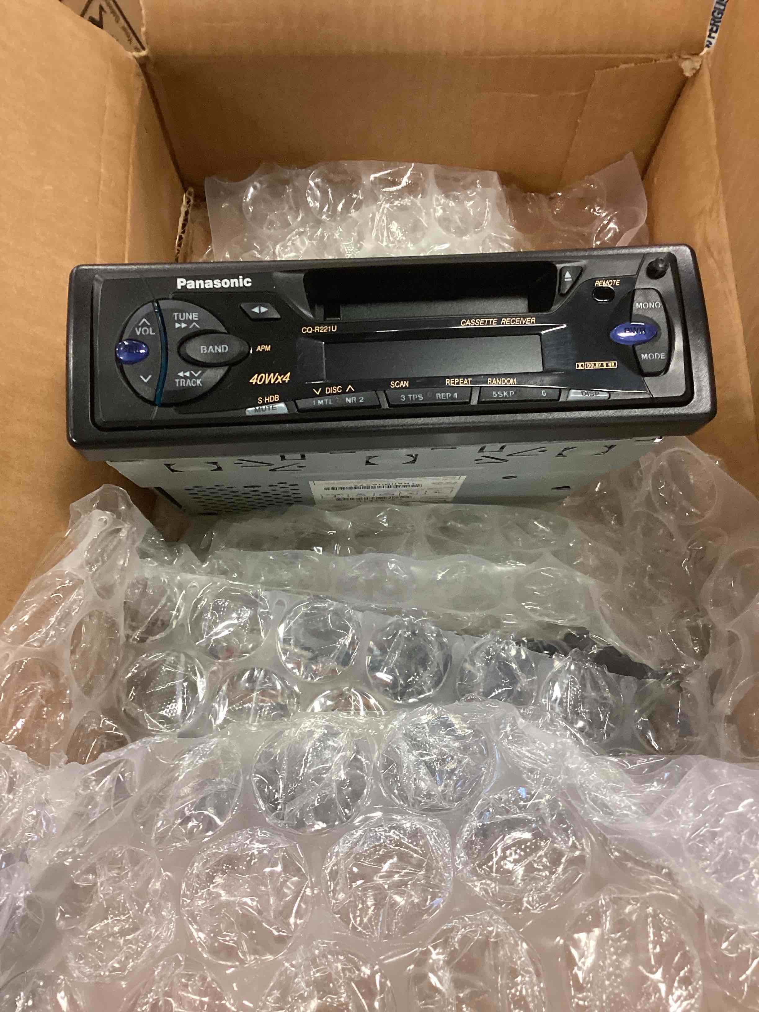 https://s3.amazonaws.com/lotting-images-prod/bidfta/GRN5695676_1706121007698.jpeg