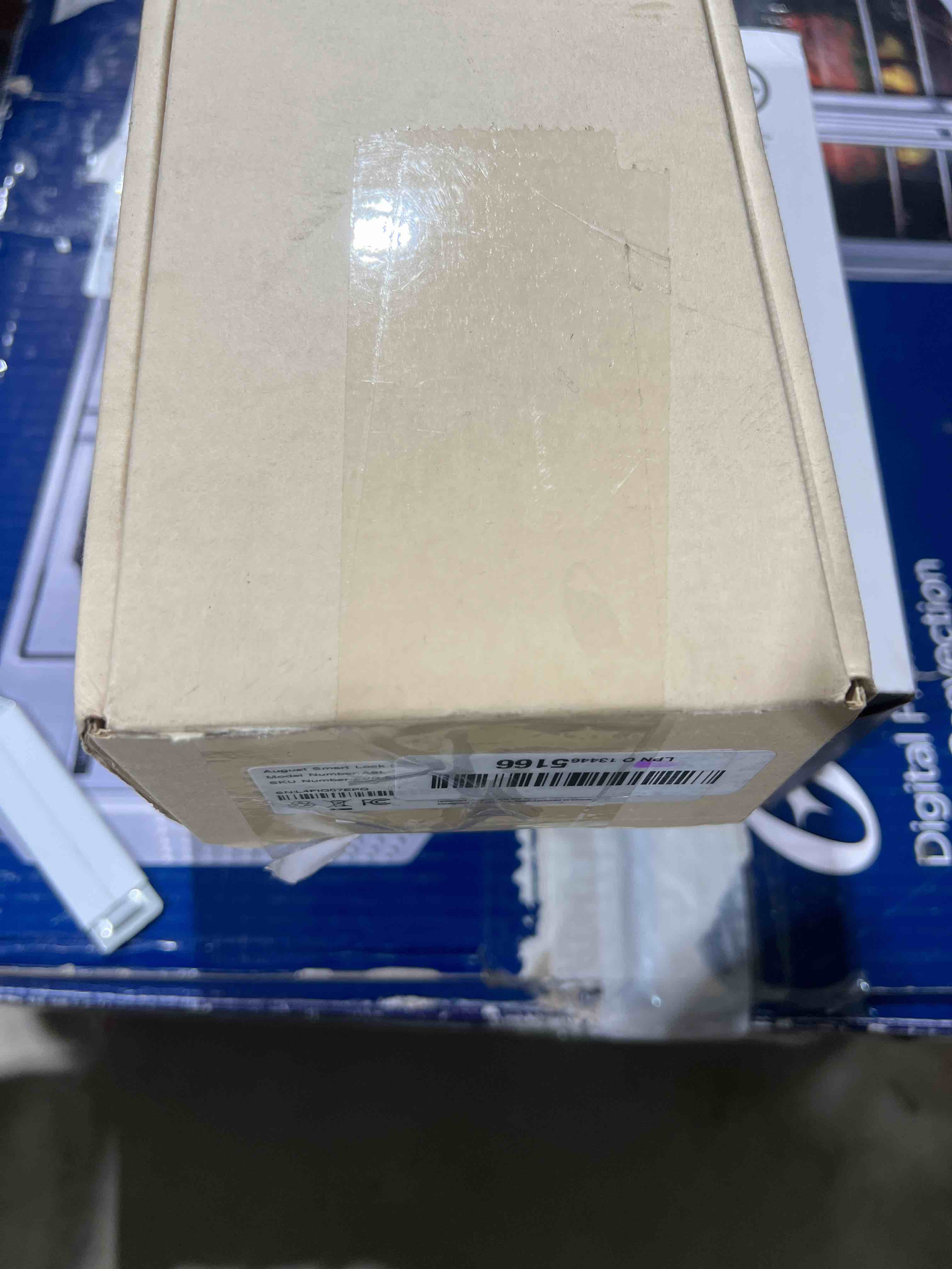 https://s3.amazonaws.com/lotting-images-prod/bidfta/GRN5695980_1707271308058.jpeg