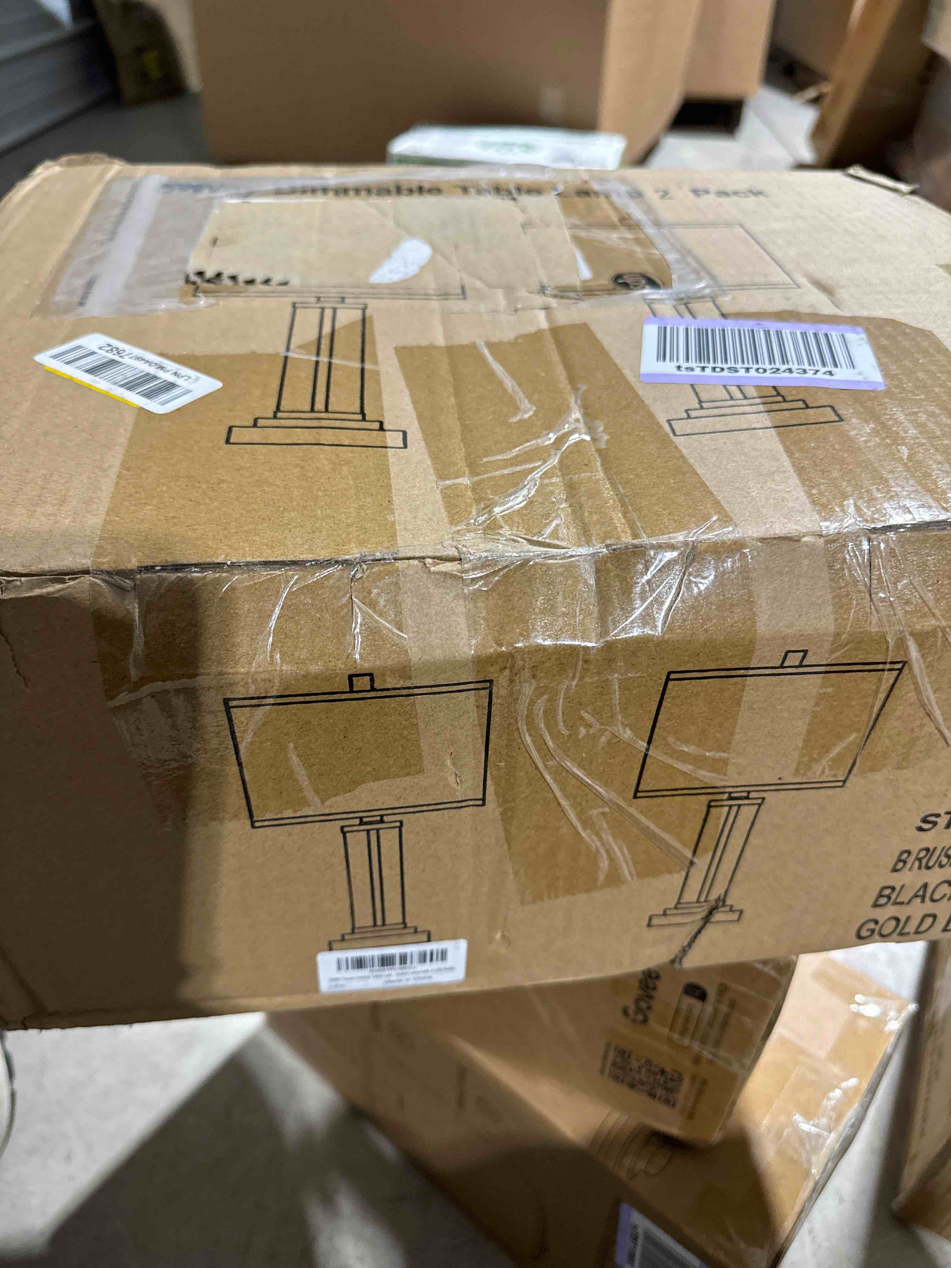 https://s3.amazonaws.com/lotting-images-prod/bidfta/GRN5696414_1709082297663.jpeg