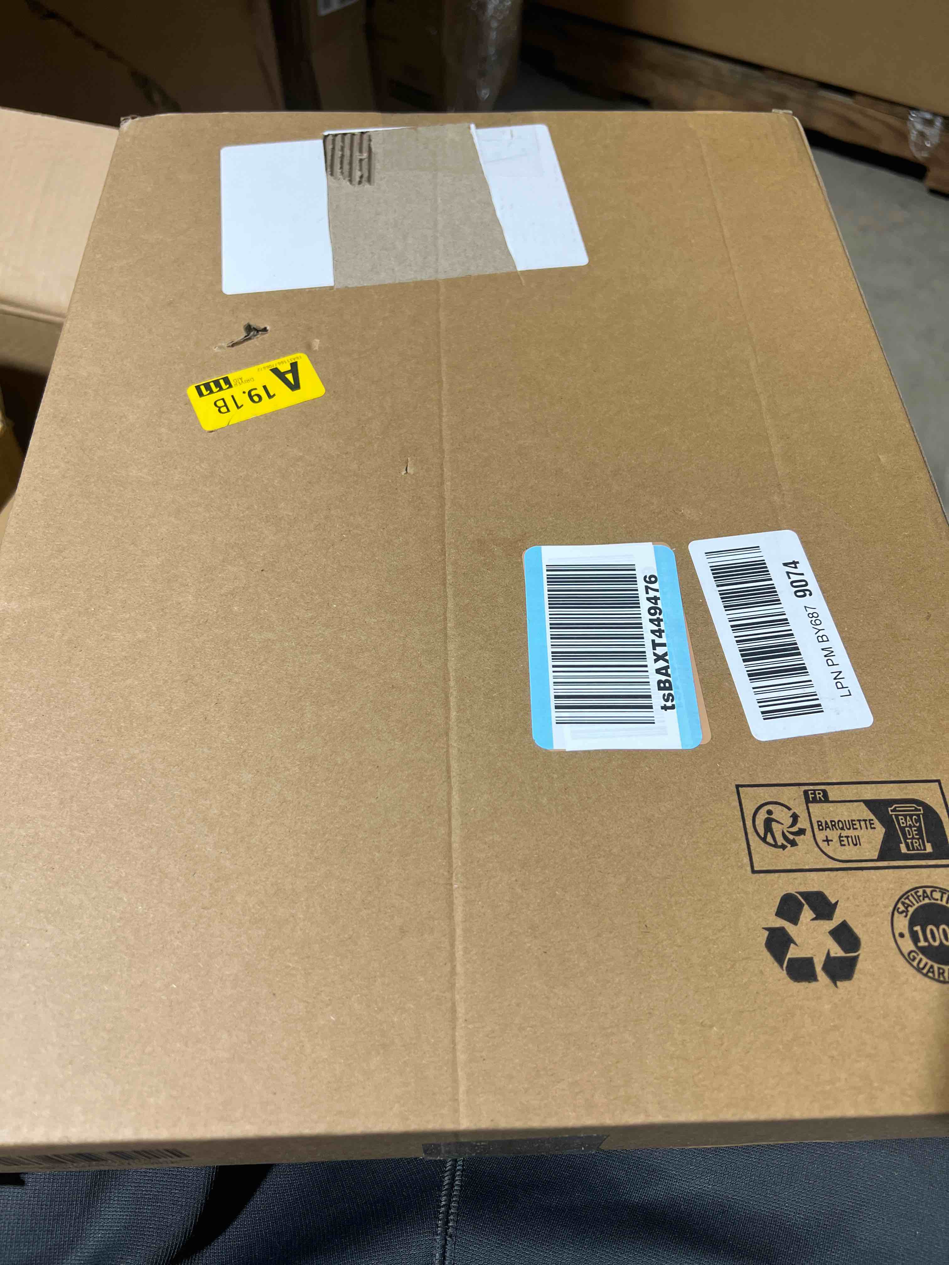 https://s3.amazonaws.com/lotting-images-prod/bidfta/GRN5696792_1710643706664.jpeg