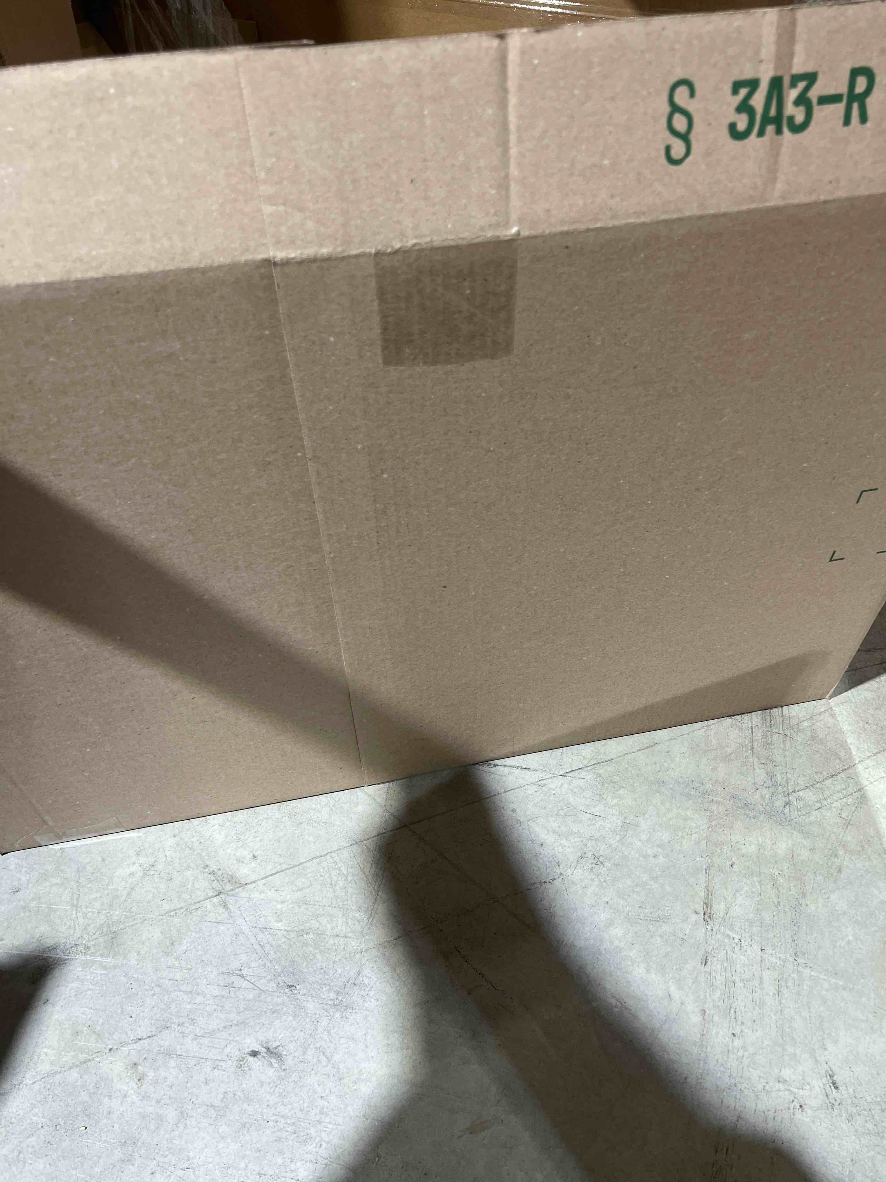 https://s3.amazonaws.com/lotting-images-prod/bidfta/GRN5696794_1710643856445.jpeg