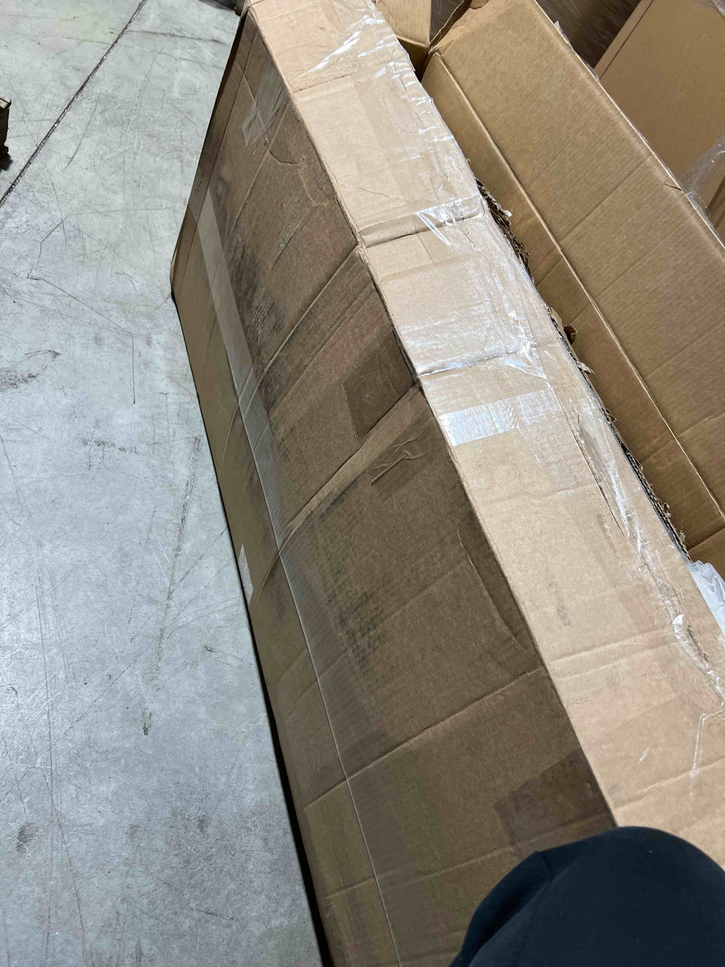 https://s3.amazonaws.com/lotting-images-prod/bidfta/GRN5696809_1710708993949.jpeg