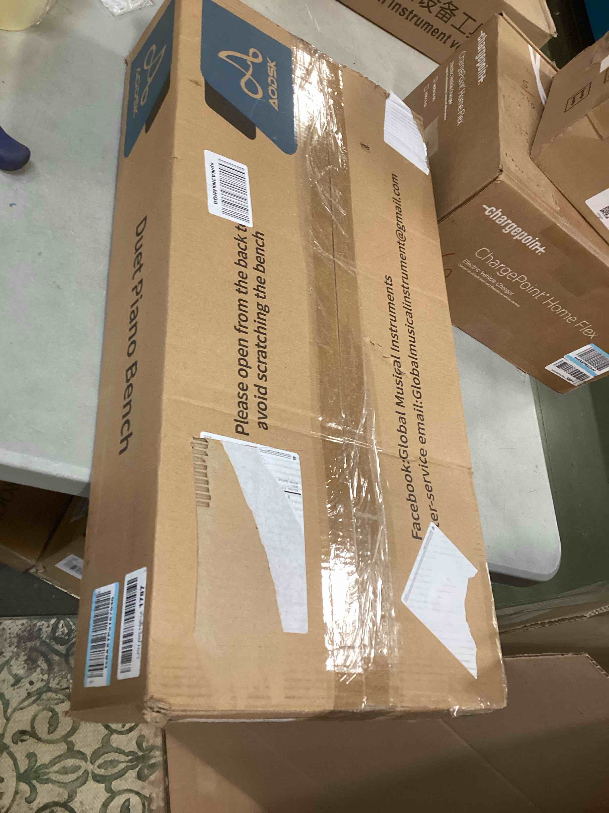 https://s3.amazonaws.com/lotting-images-prod/bidfta/GRN5697649_1707238008702.jpeg