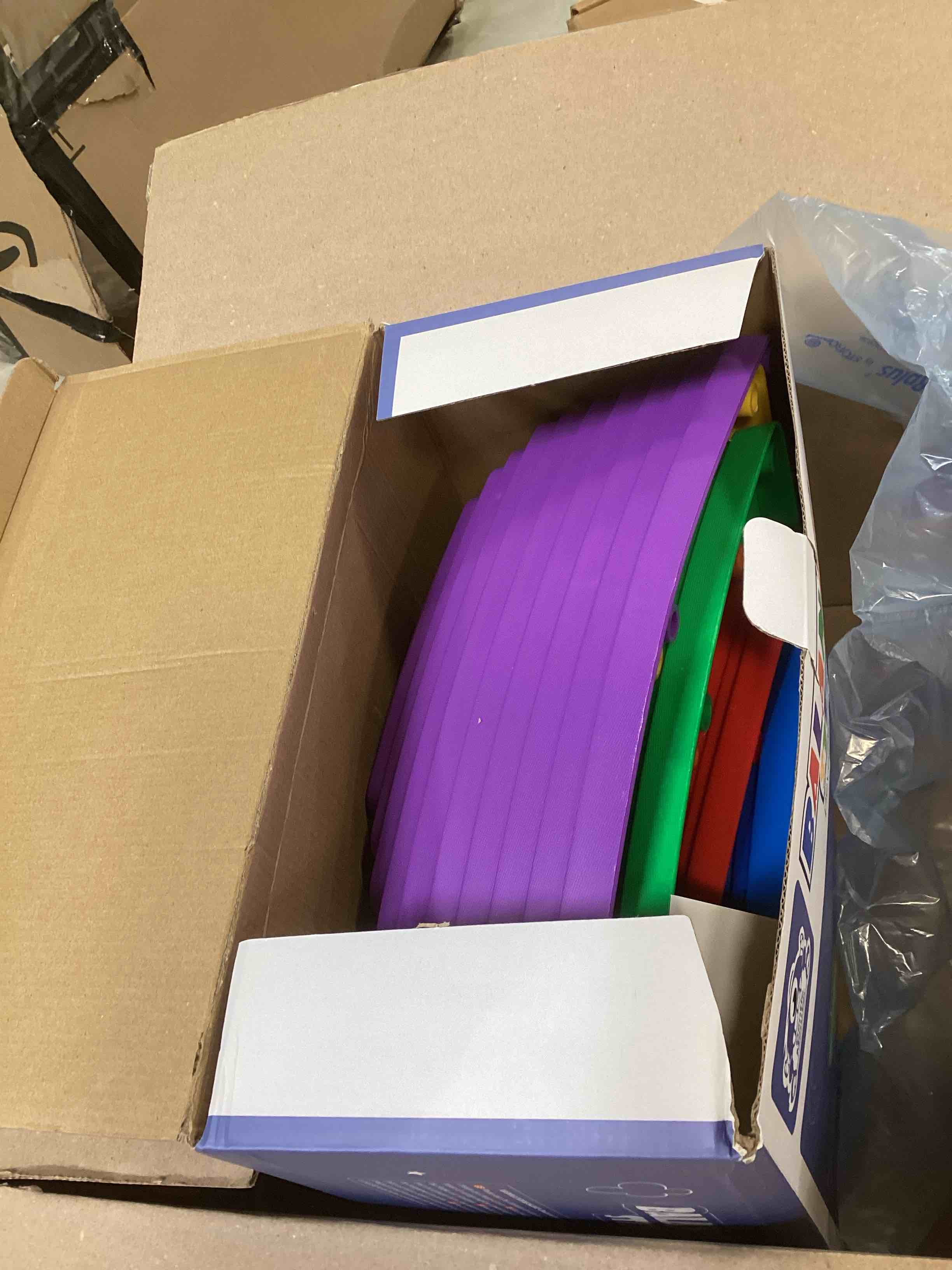 https://s3.amazonaws.com/lotting-images-prod/bidfta/GRN5697659_1707238906879.jpeg