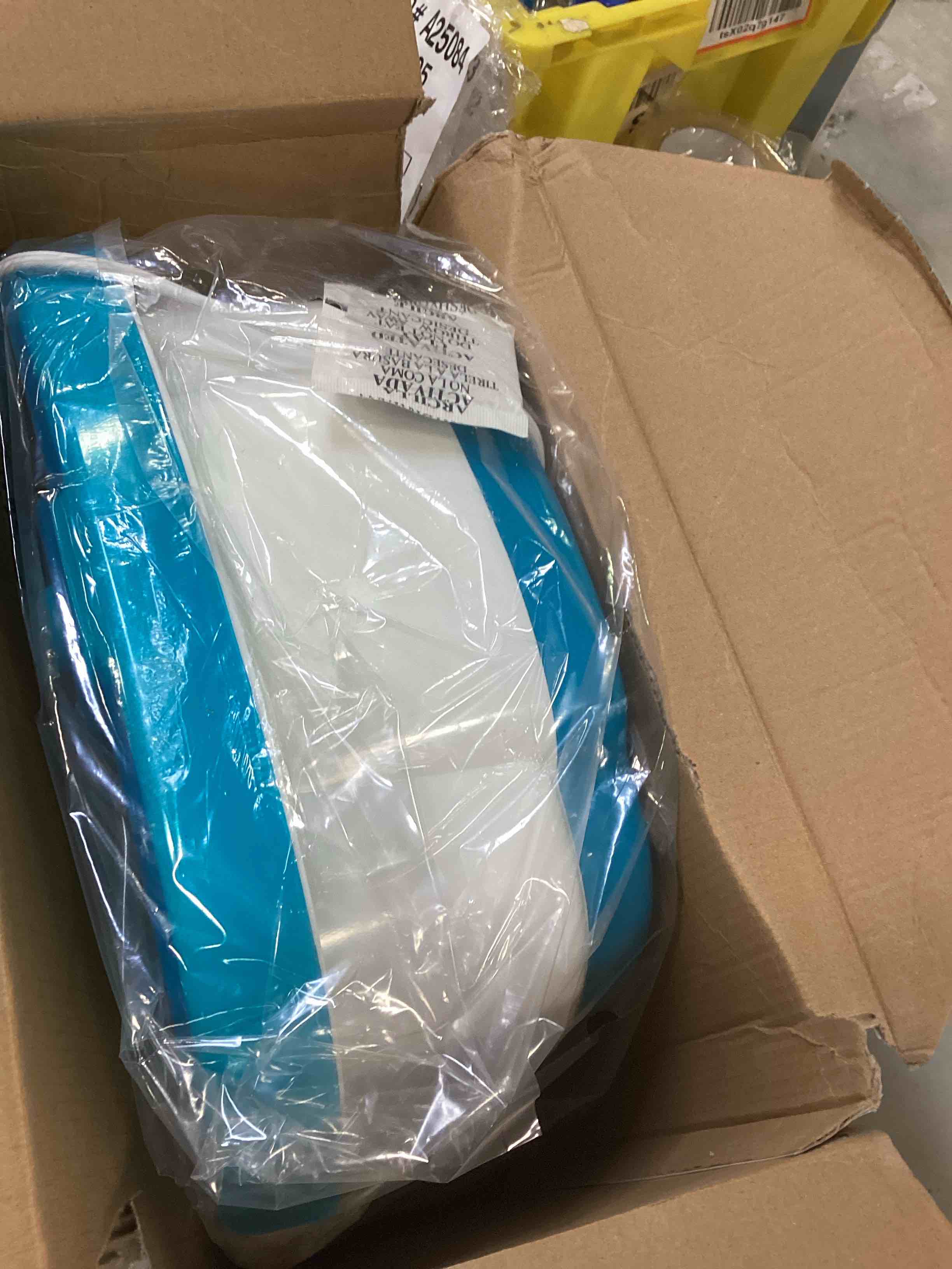 https://s3.amazonaws.com/lotting-images-prod/bidfta/GRN5697670_1707239870946.jpeg