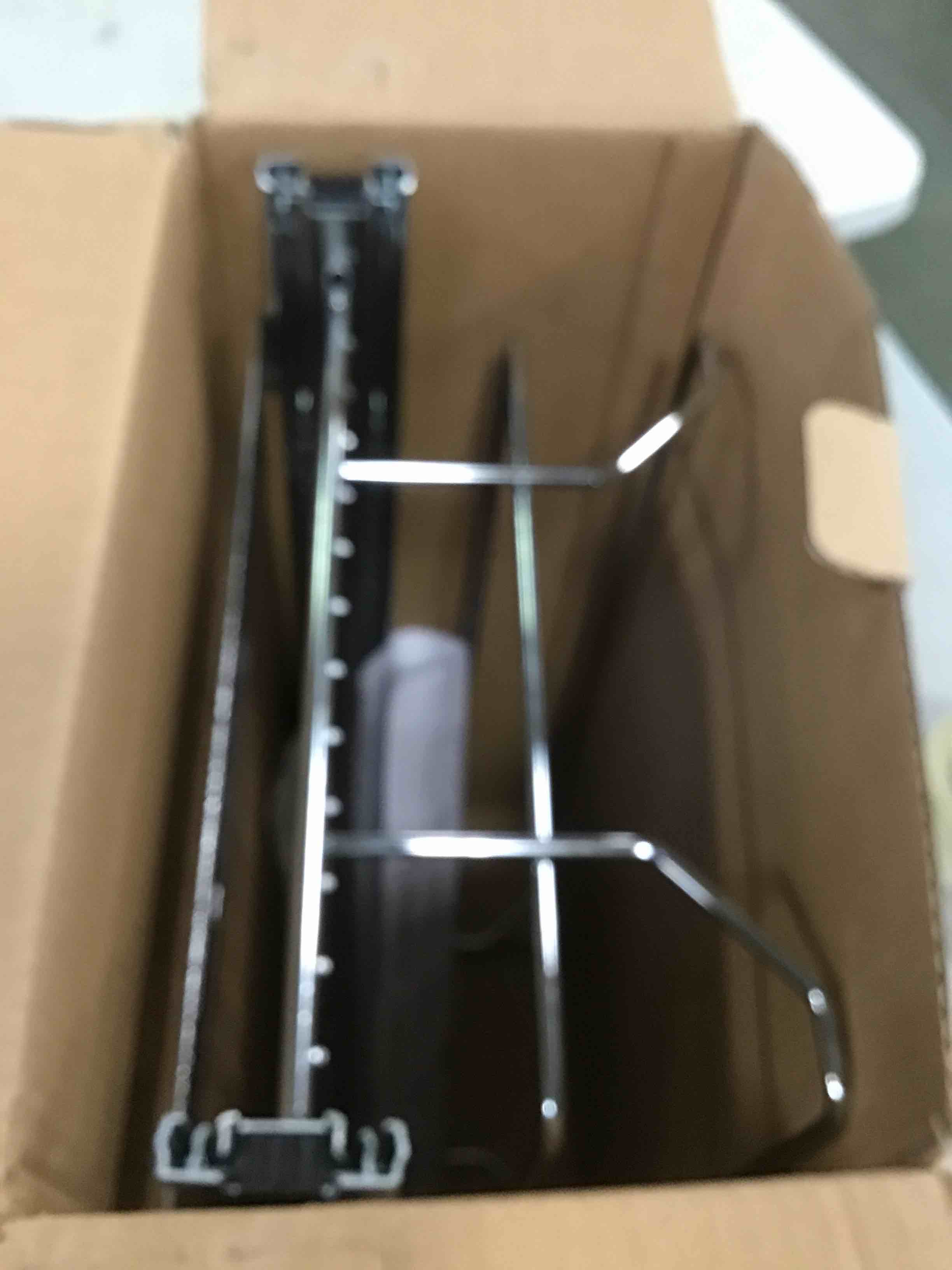 https://s3.amazonaws.com/lotting-images-prod/bidfta/GRN5698113_1707423847352.jpeg