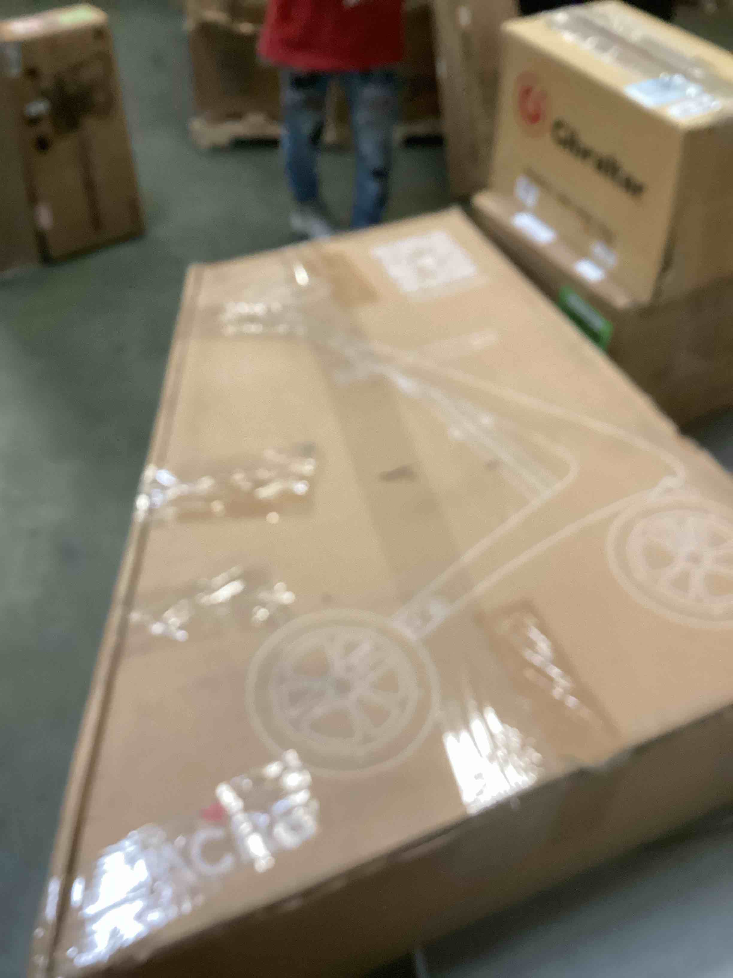 https://s3.amazonaws.com/lotting-images-prod/bidfta/GRN5698810_1707752427975.jpeg