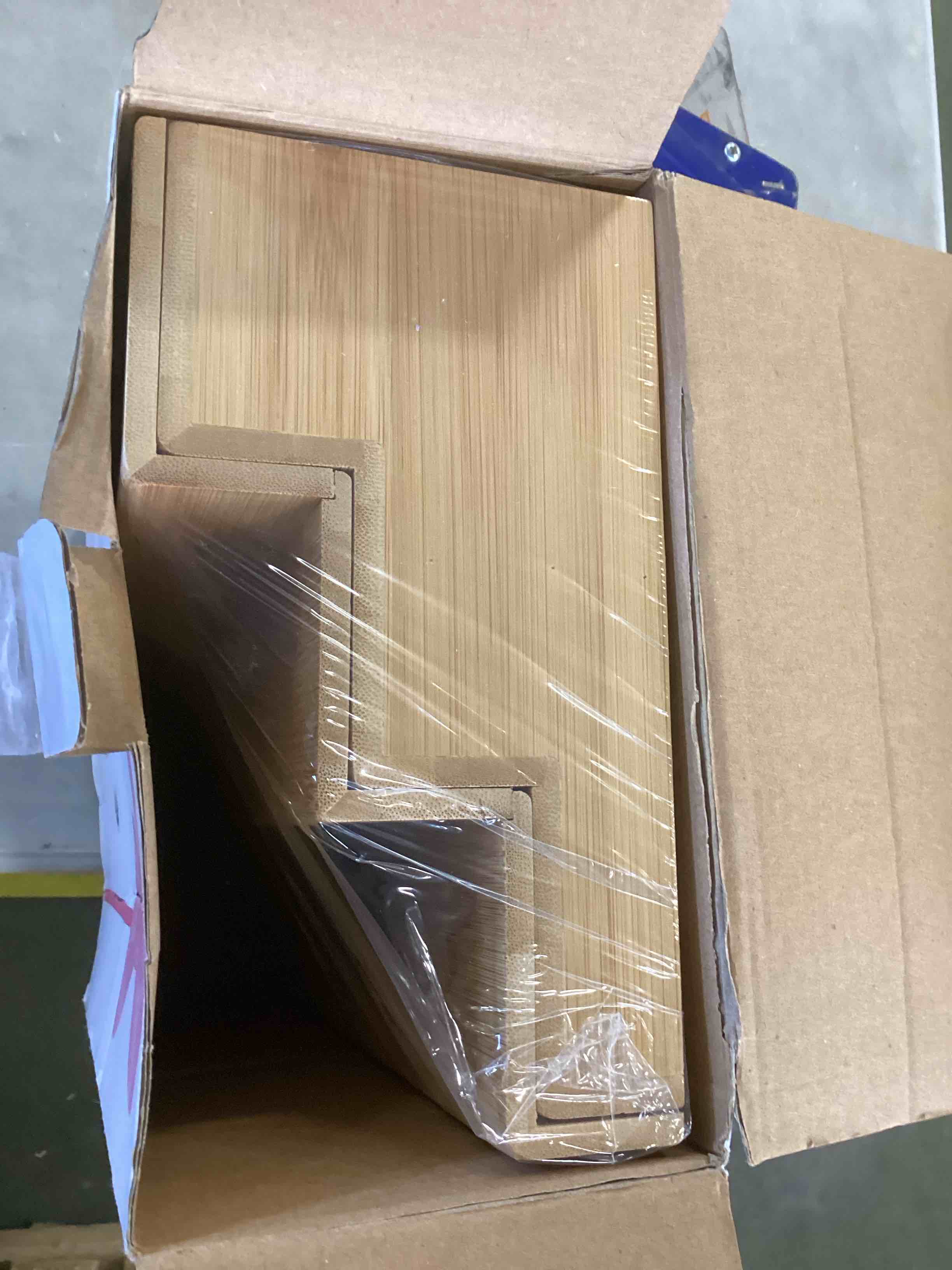 https://s3.amazonaws.com/lotting-images-prod/bidfta/GRN5699407_1708012621122.jpeg
