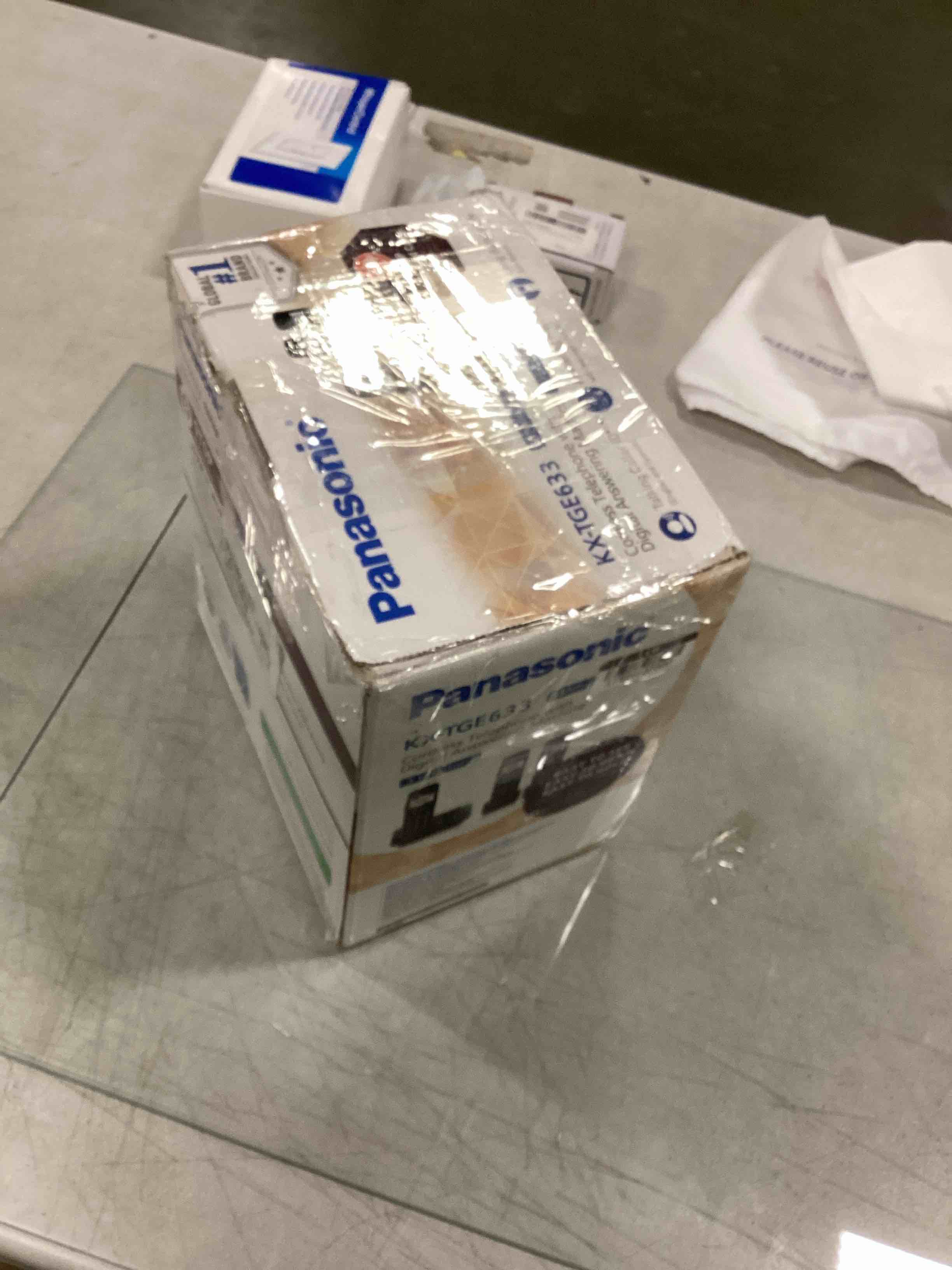https://s3.amazonaws.com/lotting-images-prod/bidfta/GRN5700397_1708947789670.jpeg