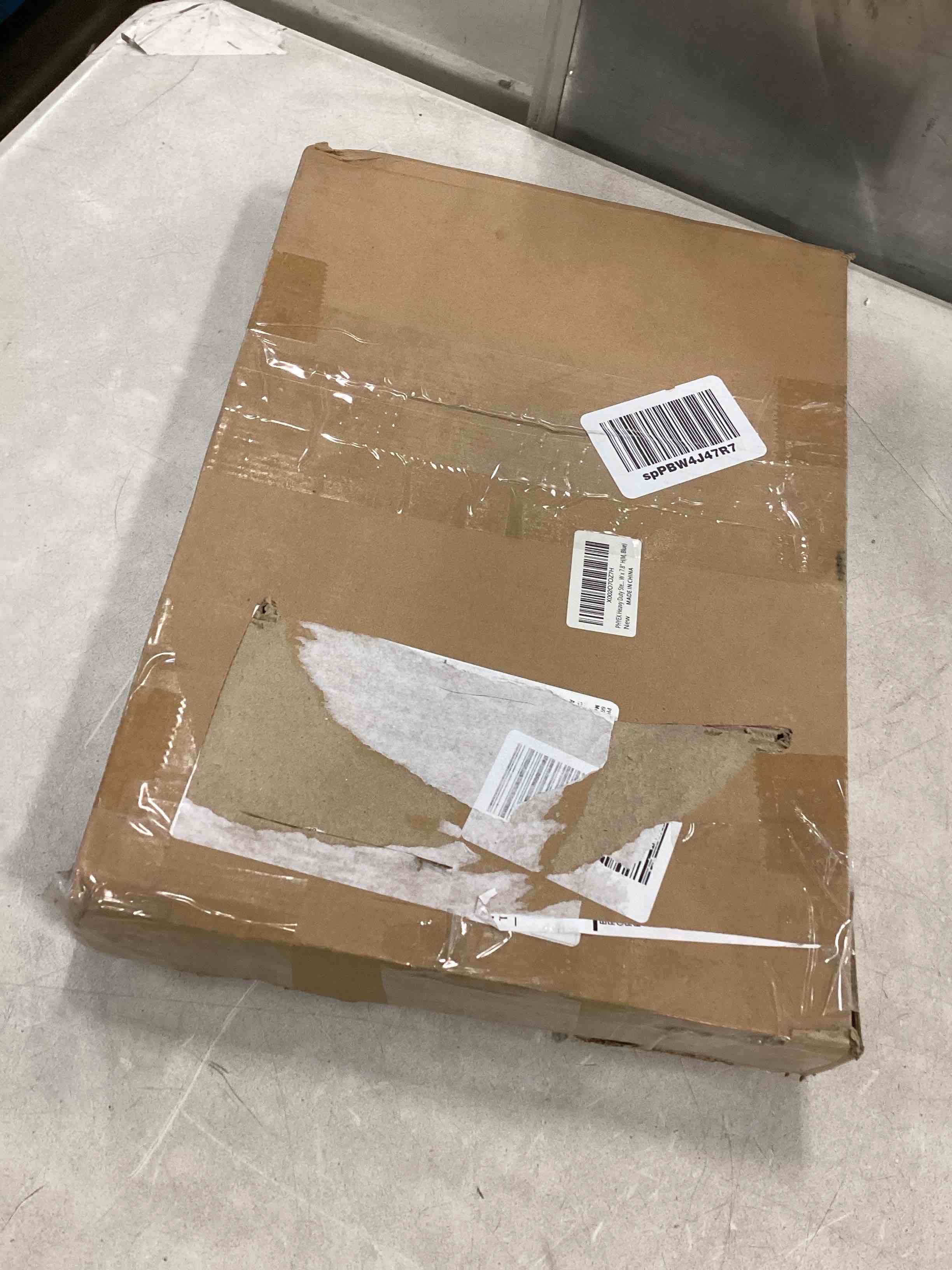 https://s3.amazonaws.com/lotting-images-prod/bidfta/GRN5700743_1707396926417.jpeg