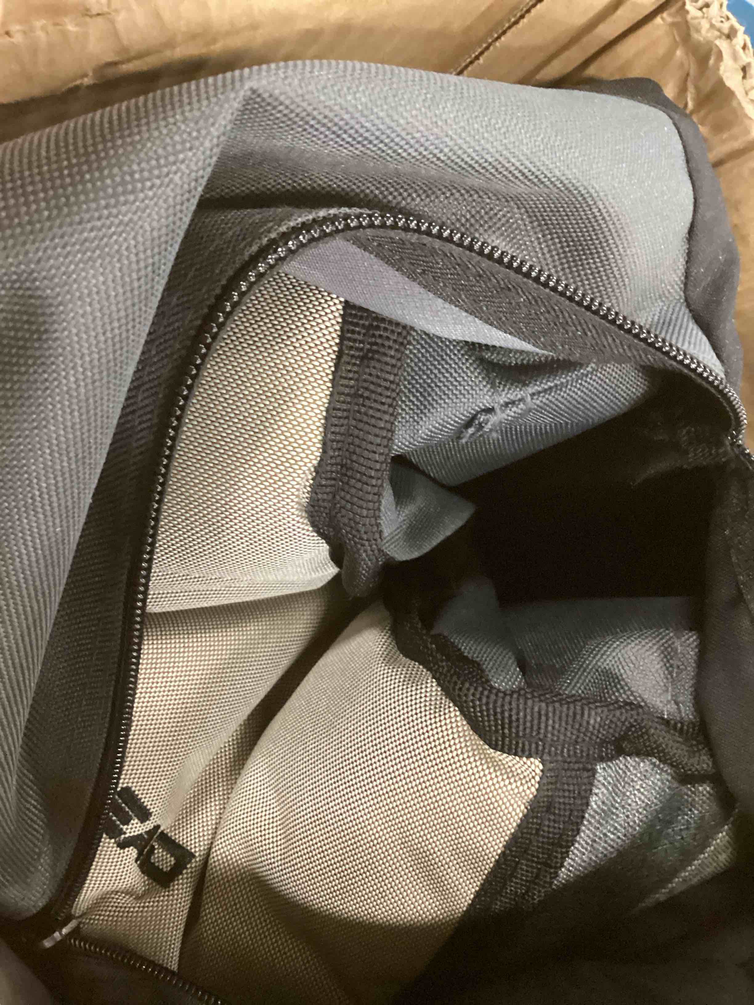 https://s3.amazonaws.com/lotting-images-prod/bidfta/GRN5700962_1707426934891.jpeg