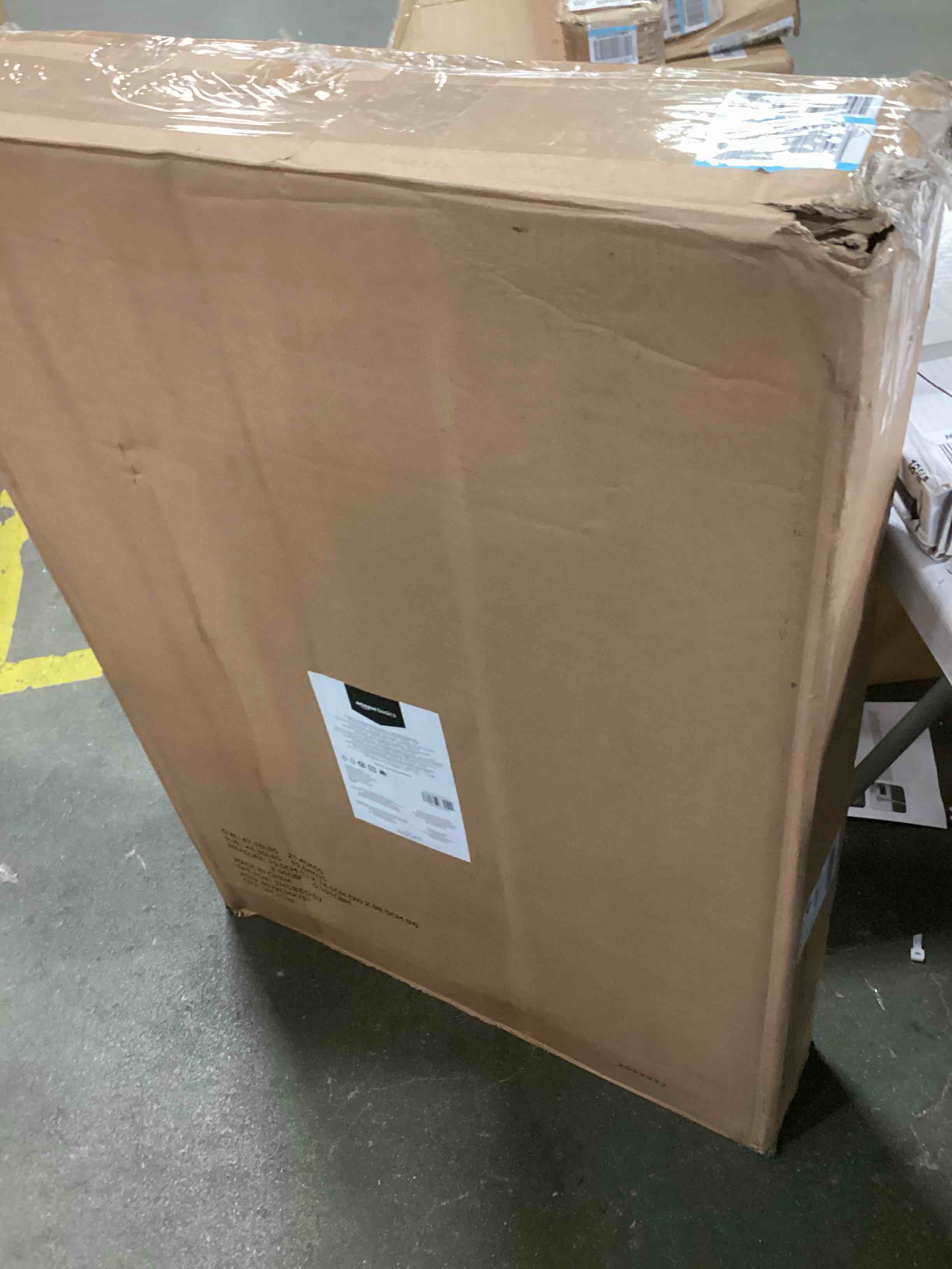 https://s3.amazonaws.com/lotting-images-prod/bidfta/GRN5701230_1707568765775.jpeg