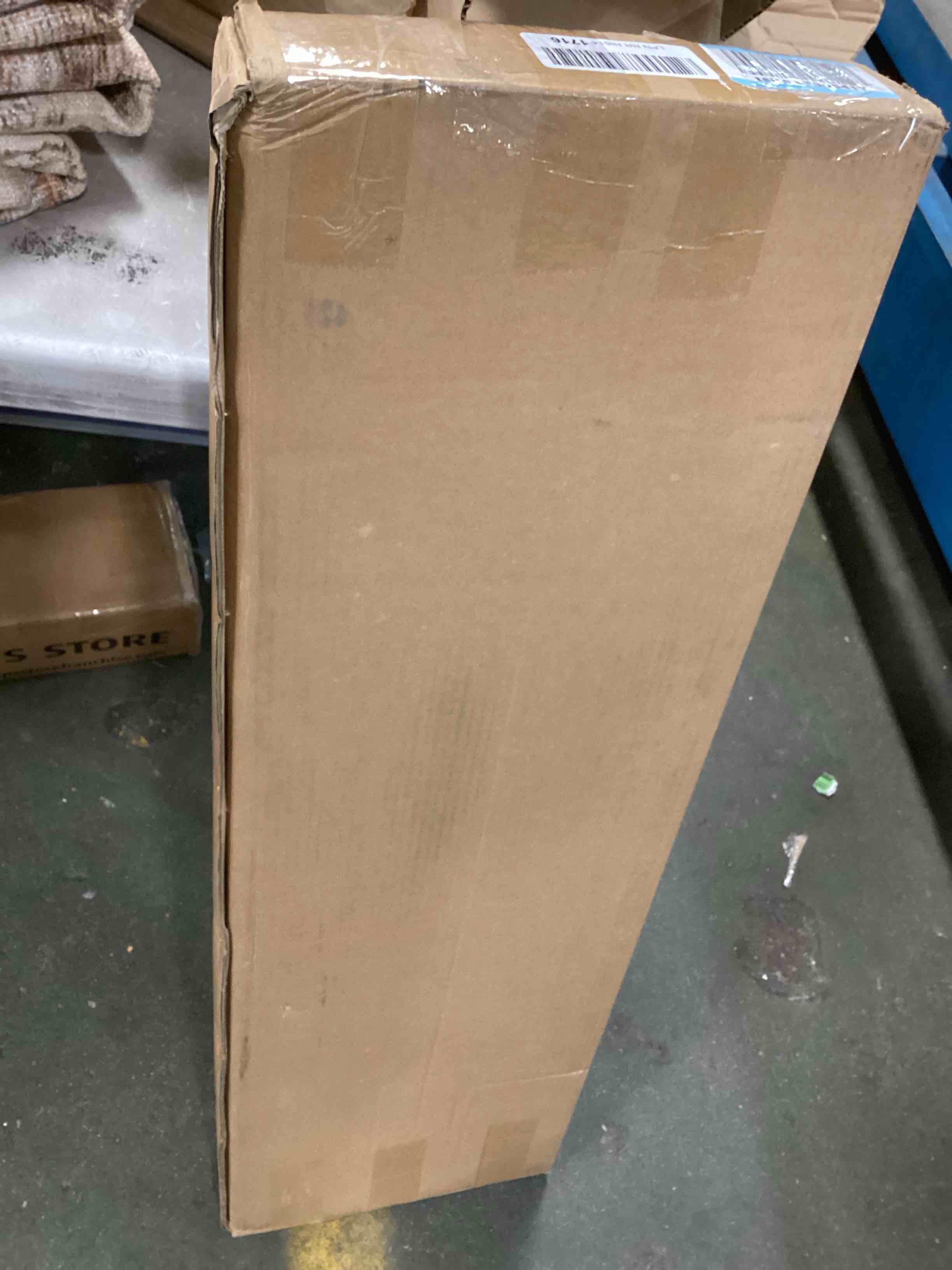 https://s3.amazonaws.com/lotting-images-prod/bidfta/GRN5701307_1707580054889.jpeg