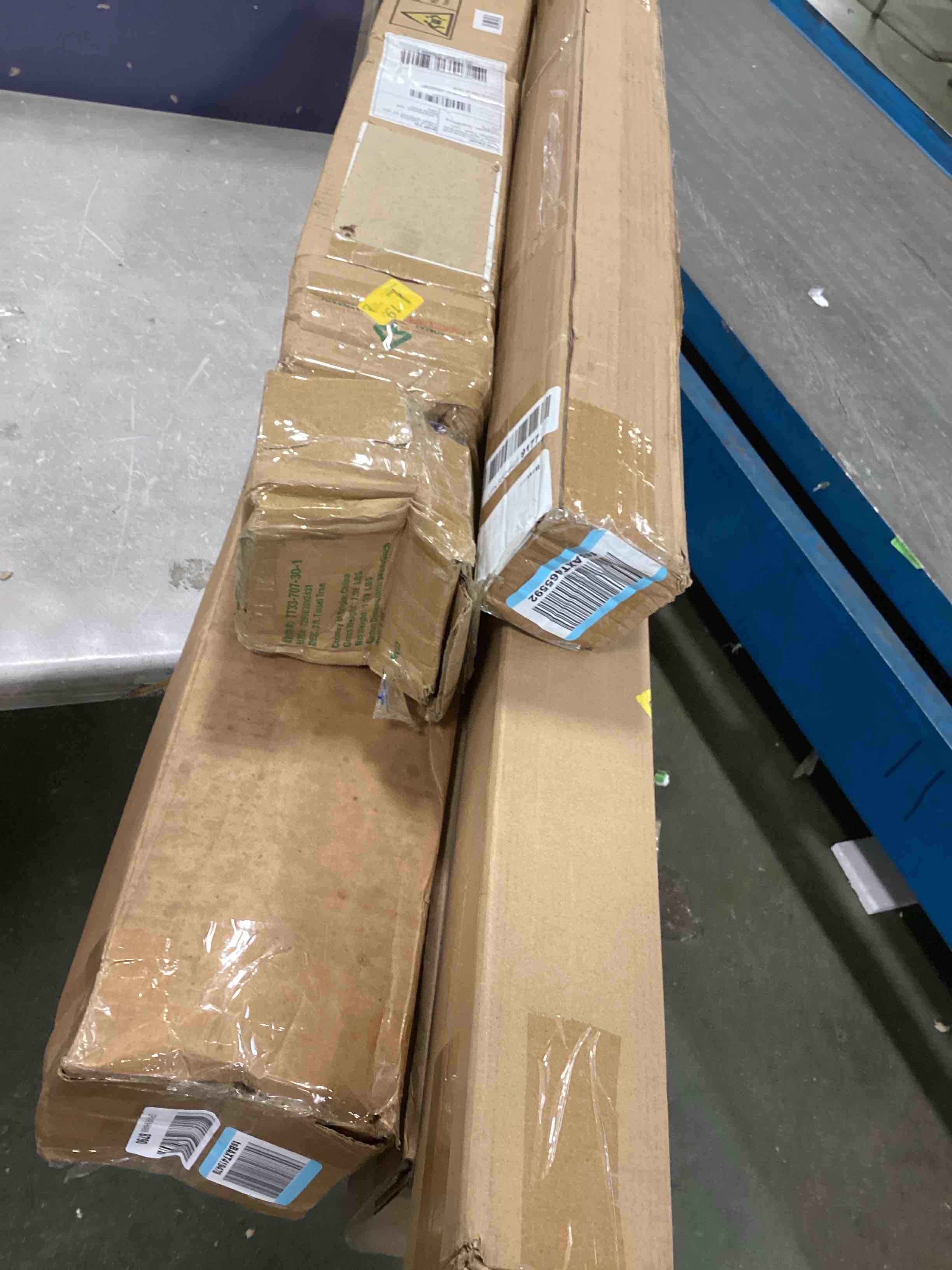 https://s3.amazonaws.com/lotting-images-prod/bidfta/GRN5701313_1707580590540.jpeg