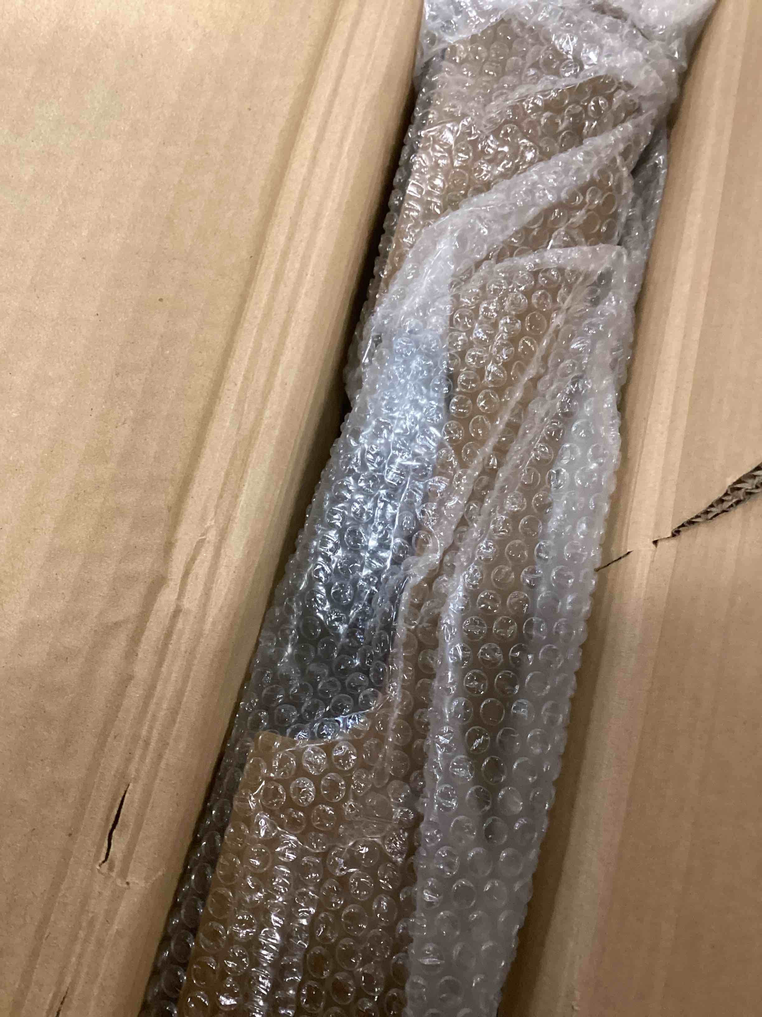 https://s3.amazonaws.com/lotting-images-prod/bidfta/GRN5701910_1707924073828.jpeg