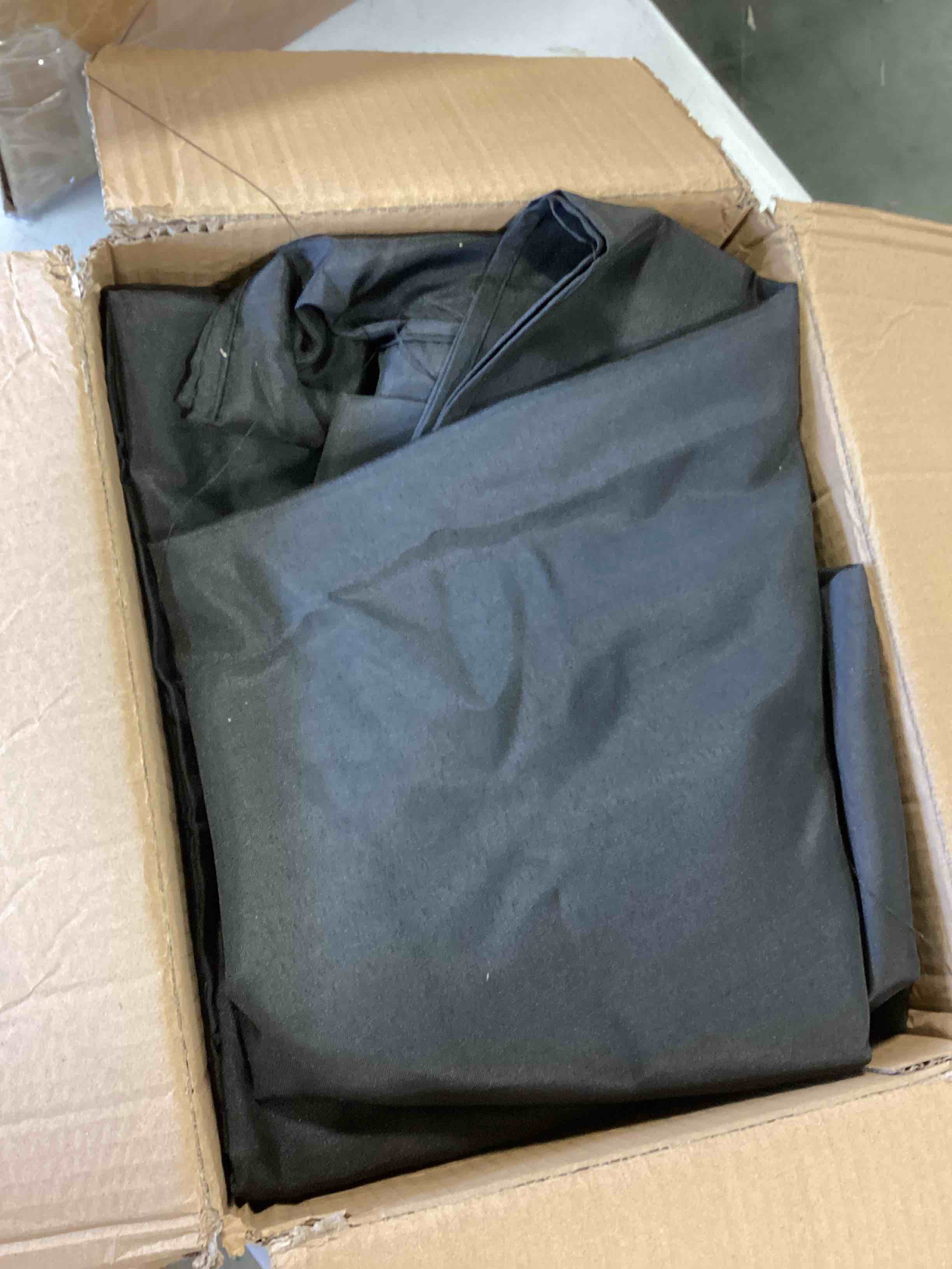 https://s3.amazonaws.com/lotting-images-prod/bidfta/GRN5703419_1708202217730.jpeg