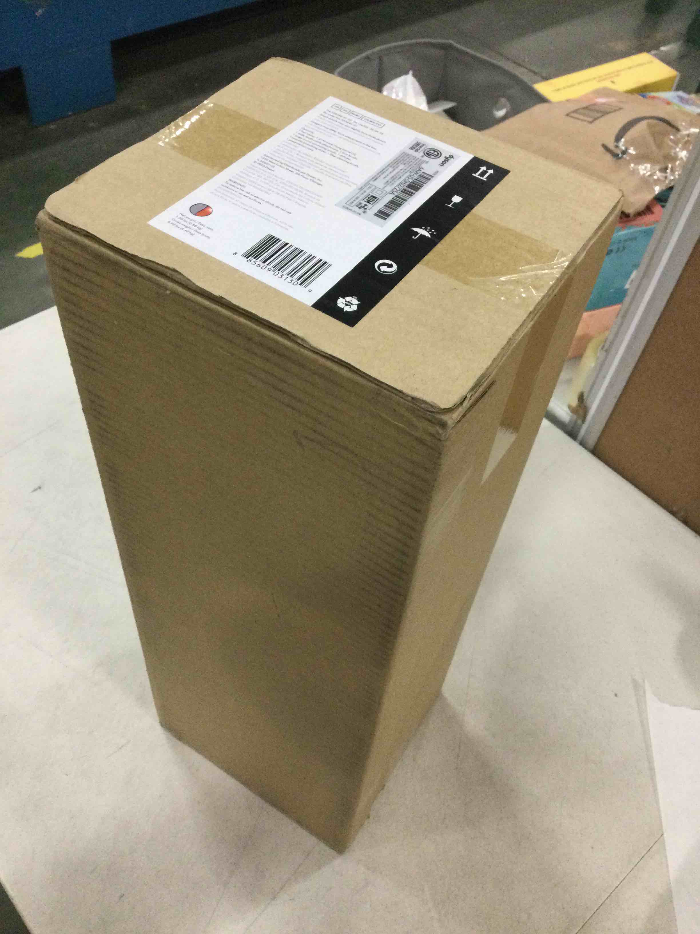 https://s3.amazonaws.com/lotting-images-prod/bidfta/GRN5703592_1707308546447.jpeg