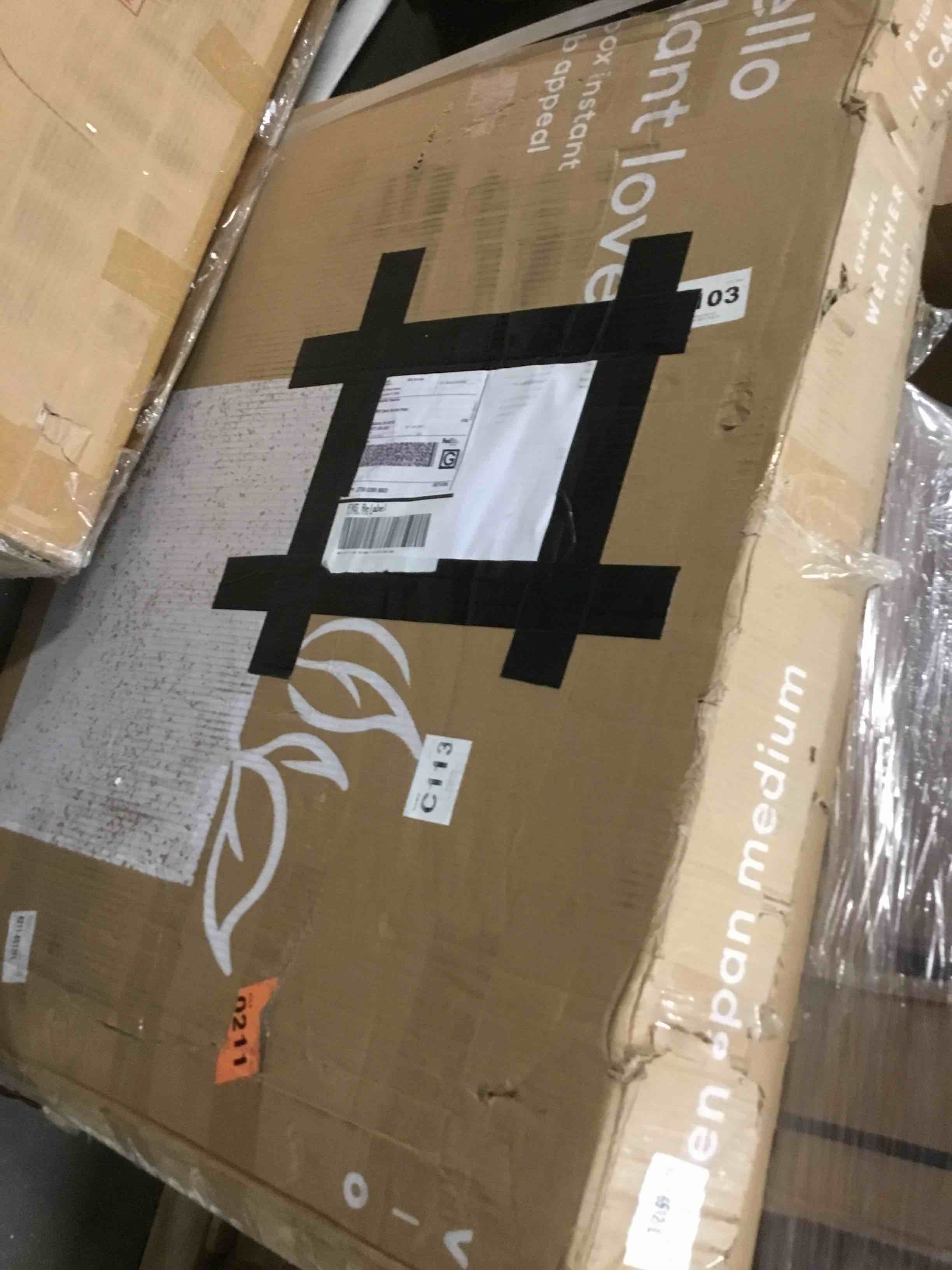 https://s3.amazonaws.com/lotting-images-prod/bidfta/GRN5703978_1708613230499.jpeg
