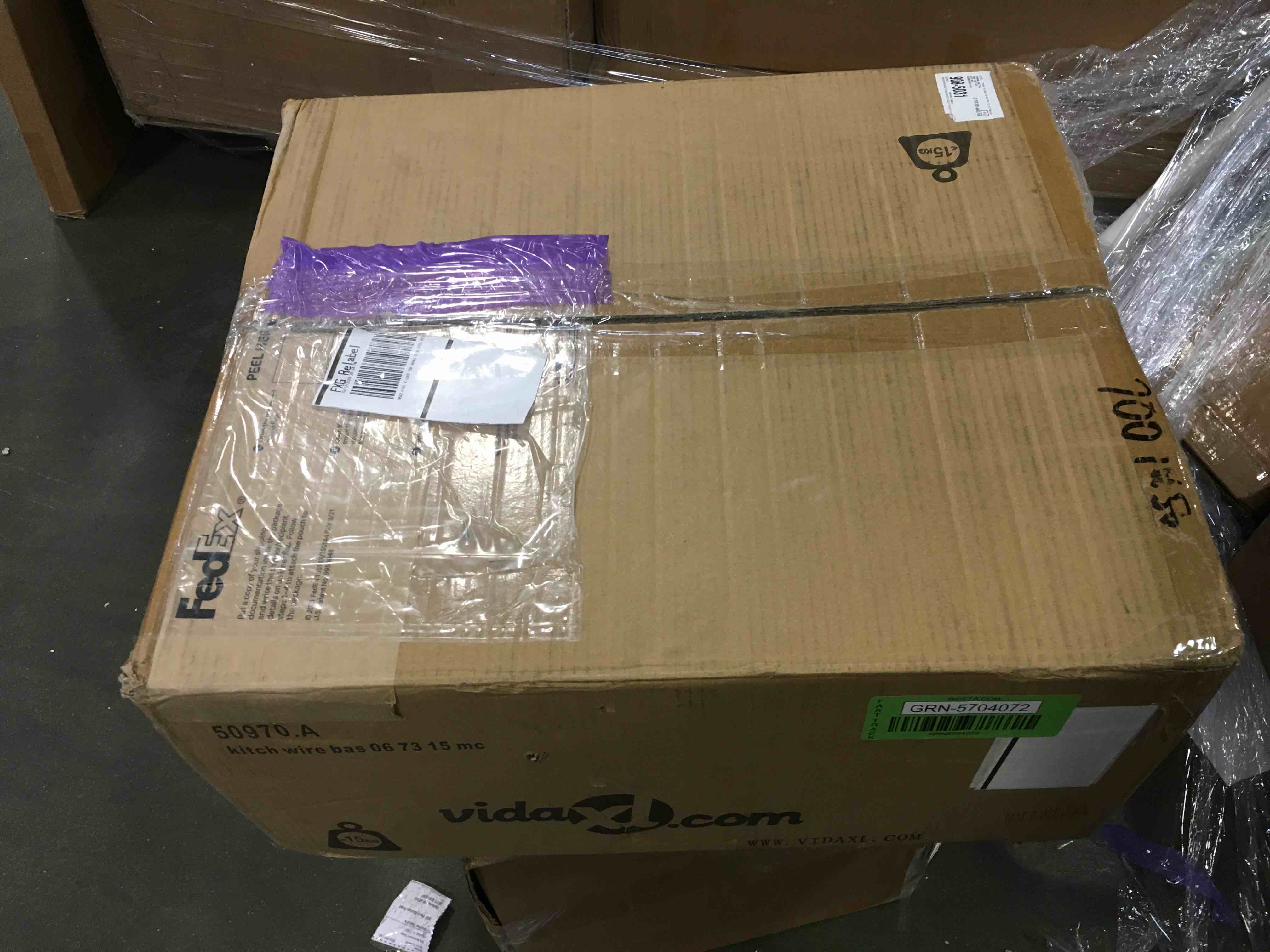 https://s3.amazonaws.com/lotting-images-prod/bidfta/GRN5704072_1708979229921.jpeg
