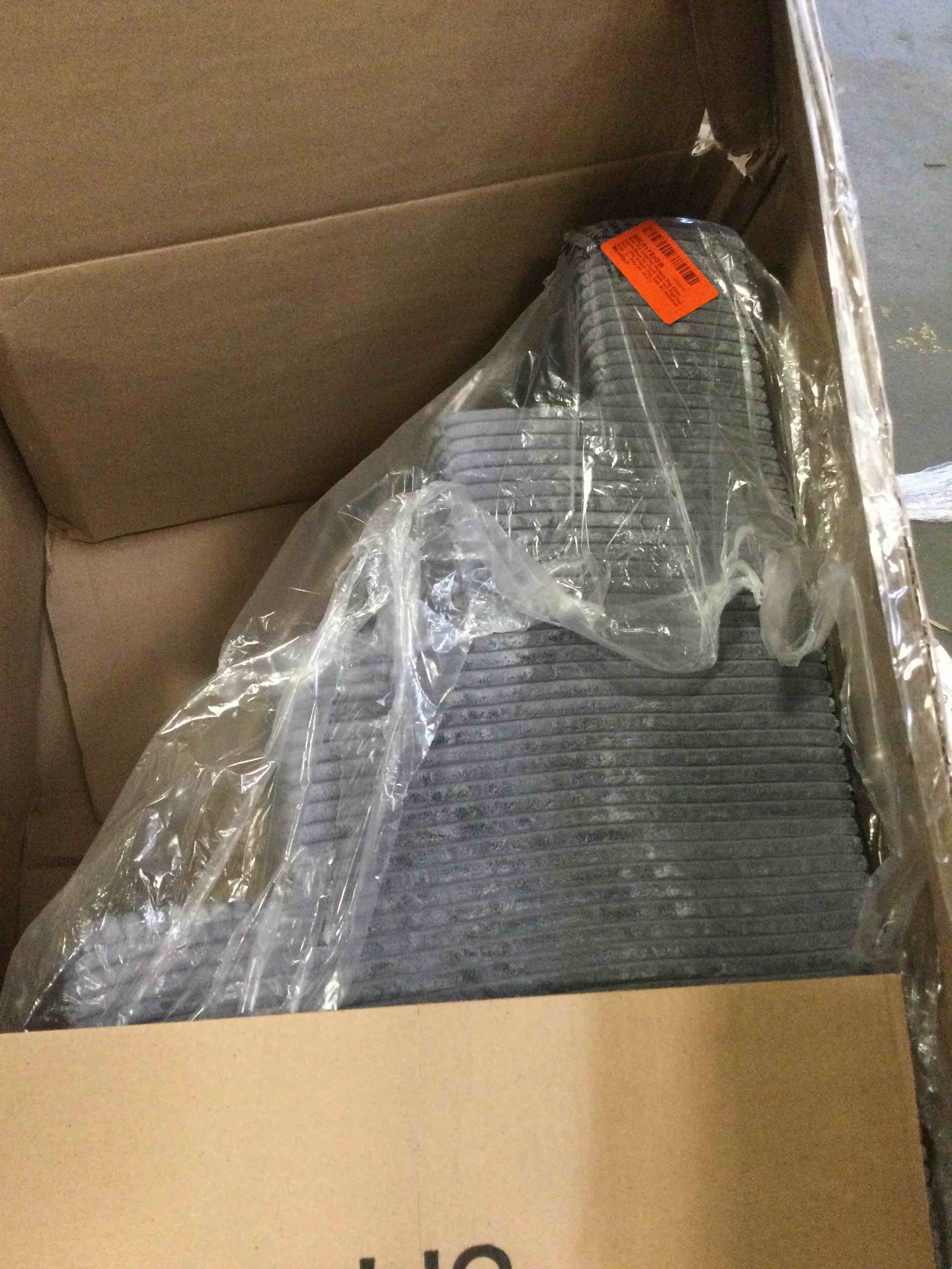 https://s3.amazonaws.com/lotting-images-prod/bidfta/GRN5706226_1708980101491.jpeg