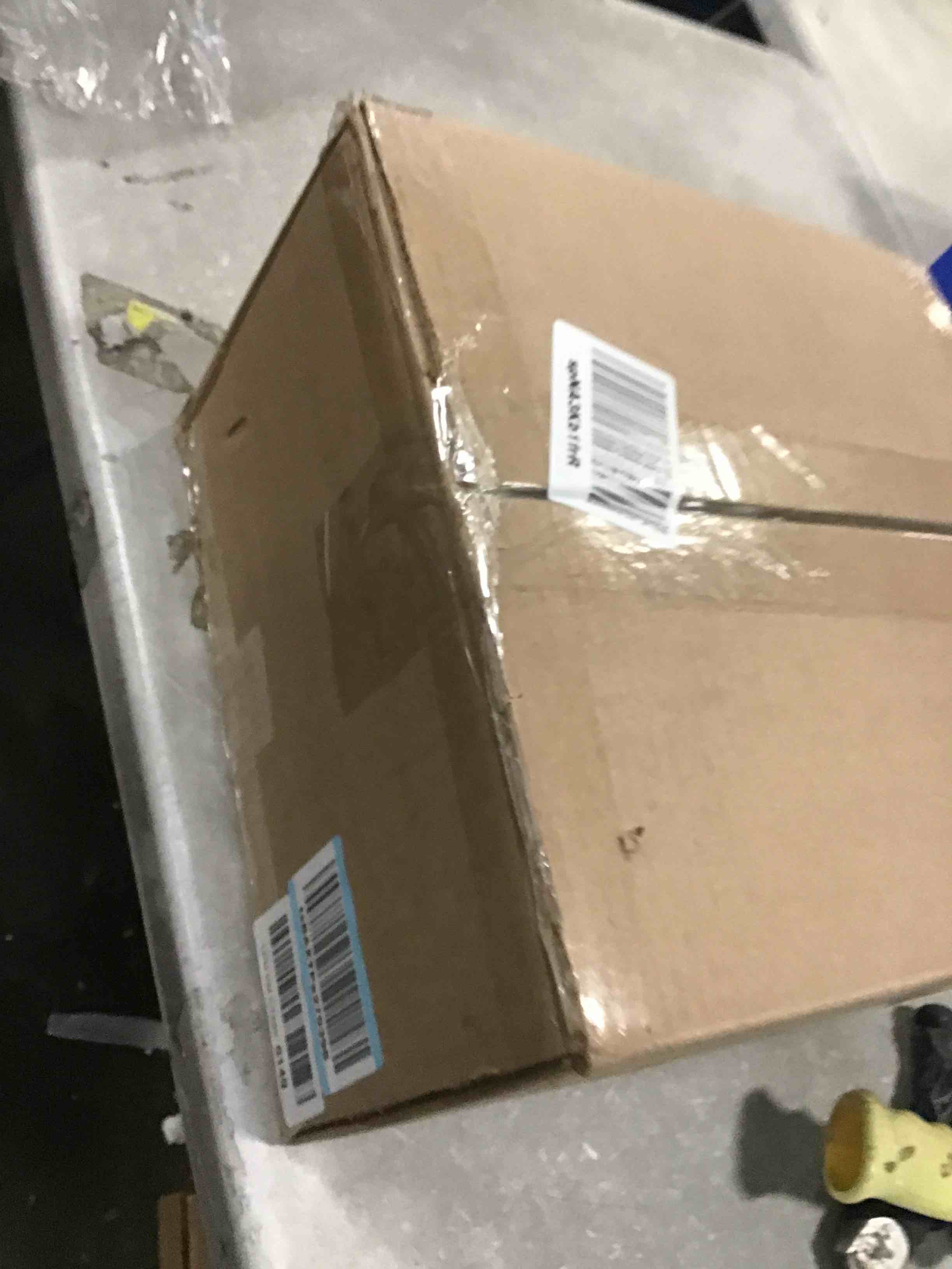 https://s3.amazonaws.com/lotting-images-prod/bidfta/GRN5707401_1707237205419.jpeg