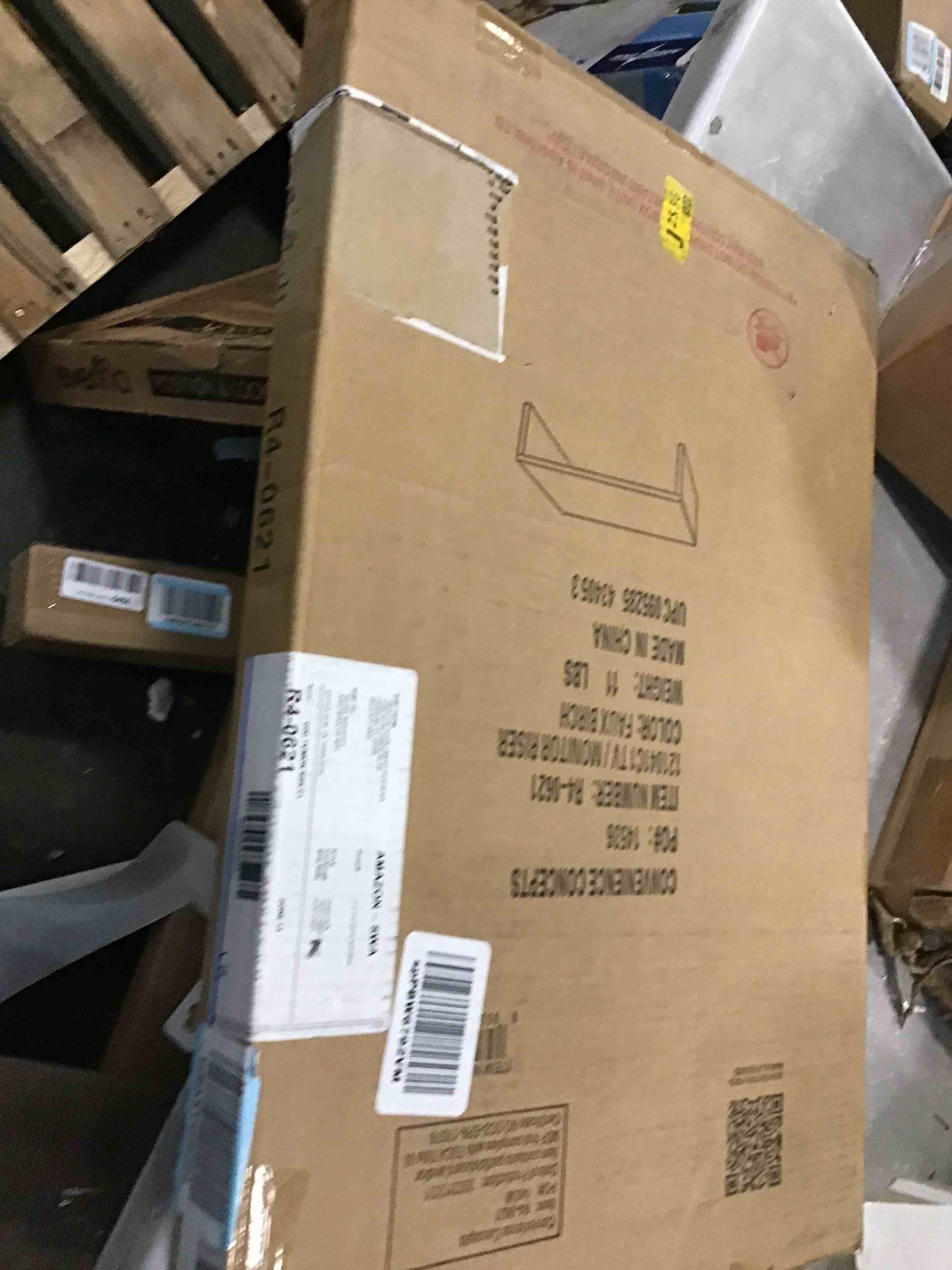 https://s3.amazonaws.com/lotting-images-prod/bidfta/GRN5707566_1707251155771.jpeg