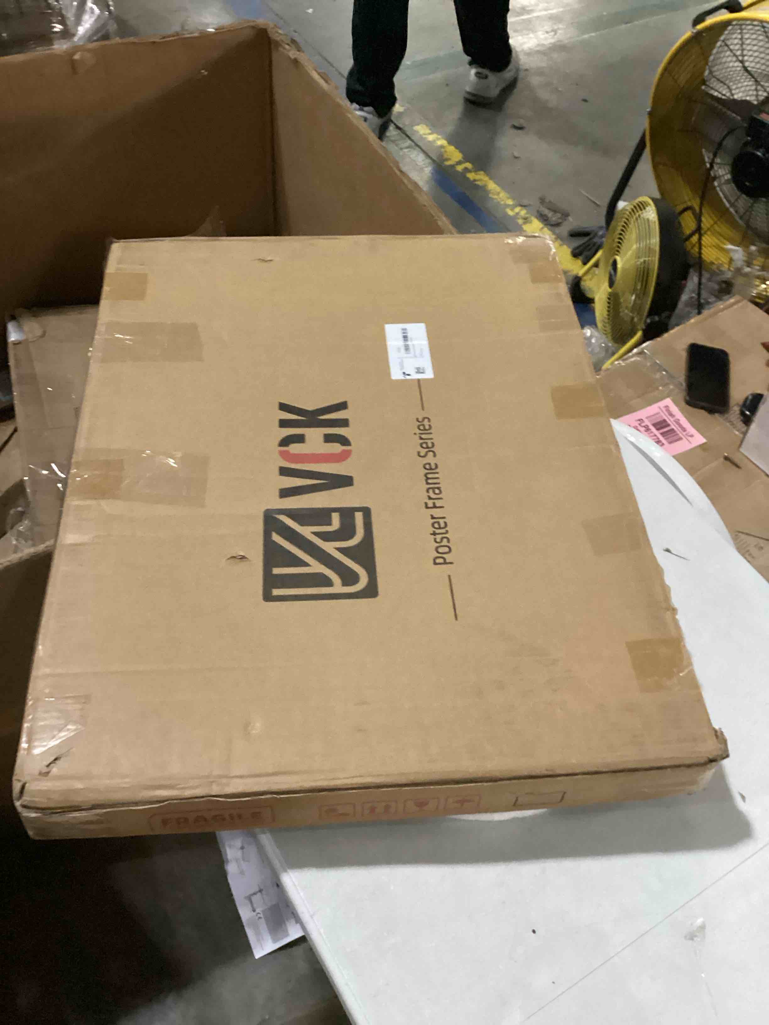 https://s3.amazonaws.com/lotting-images-prod/bidfta/GRN5709741_1728401927682.jpeg