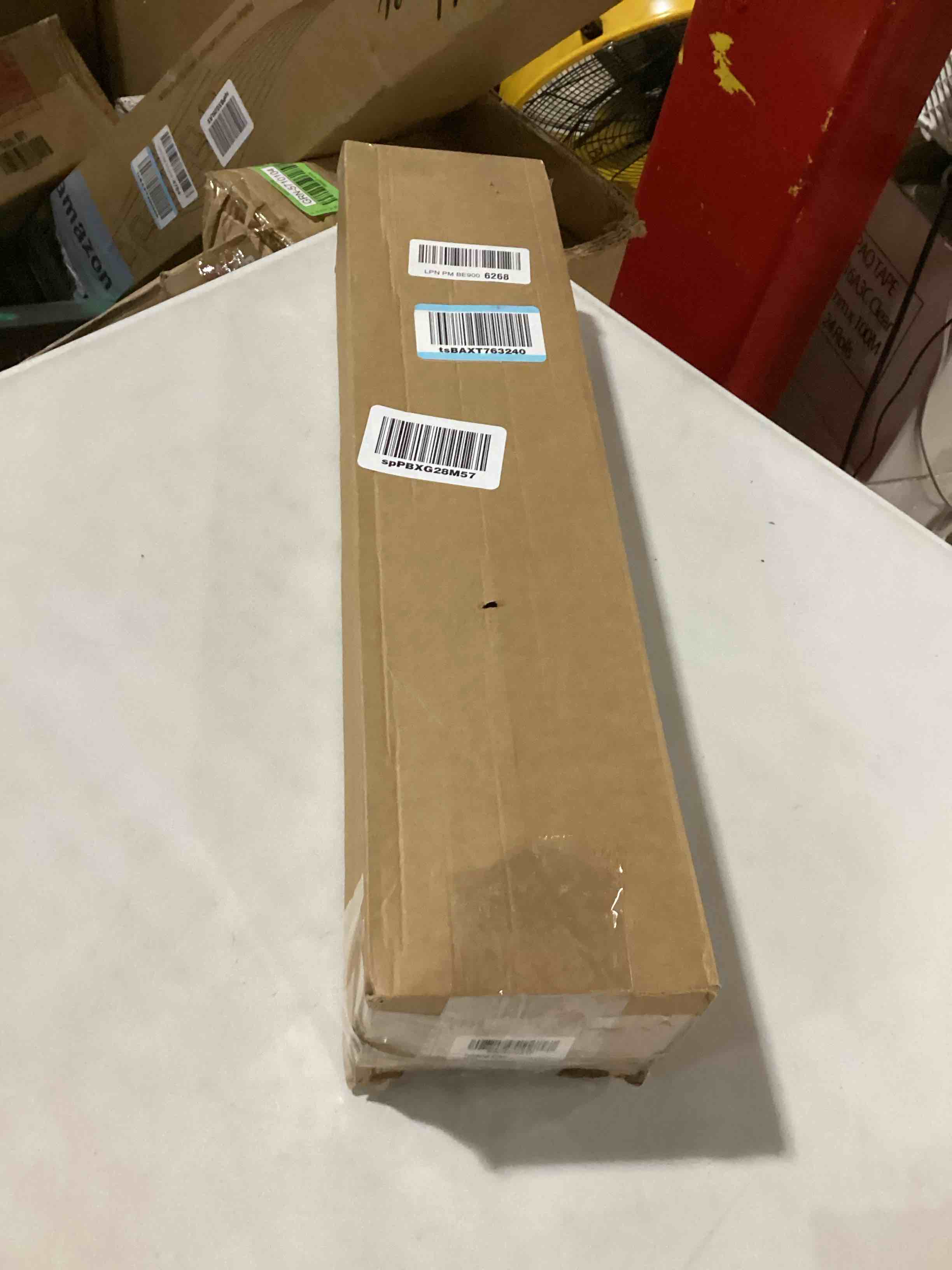 https://s3.amazonaws.com/lotting-images-prod/bidfta/GRN5710150_1728574376269.jpeg