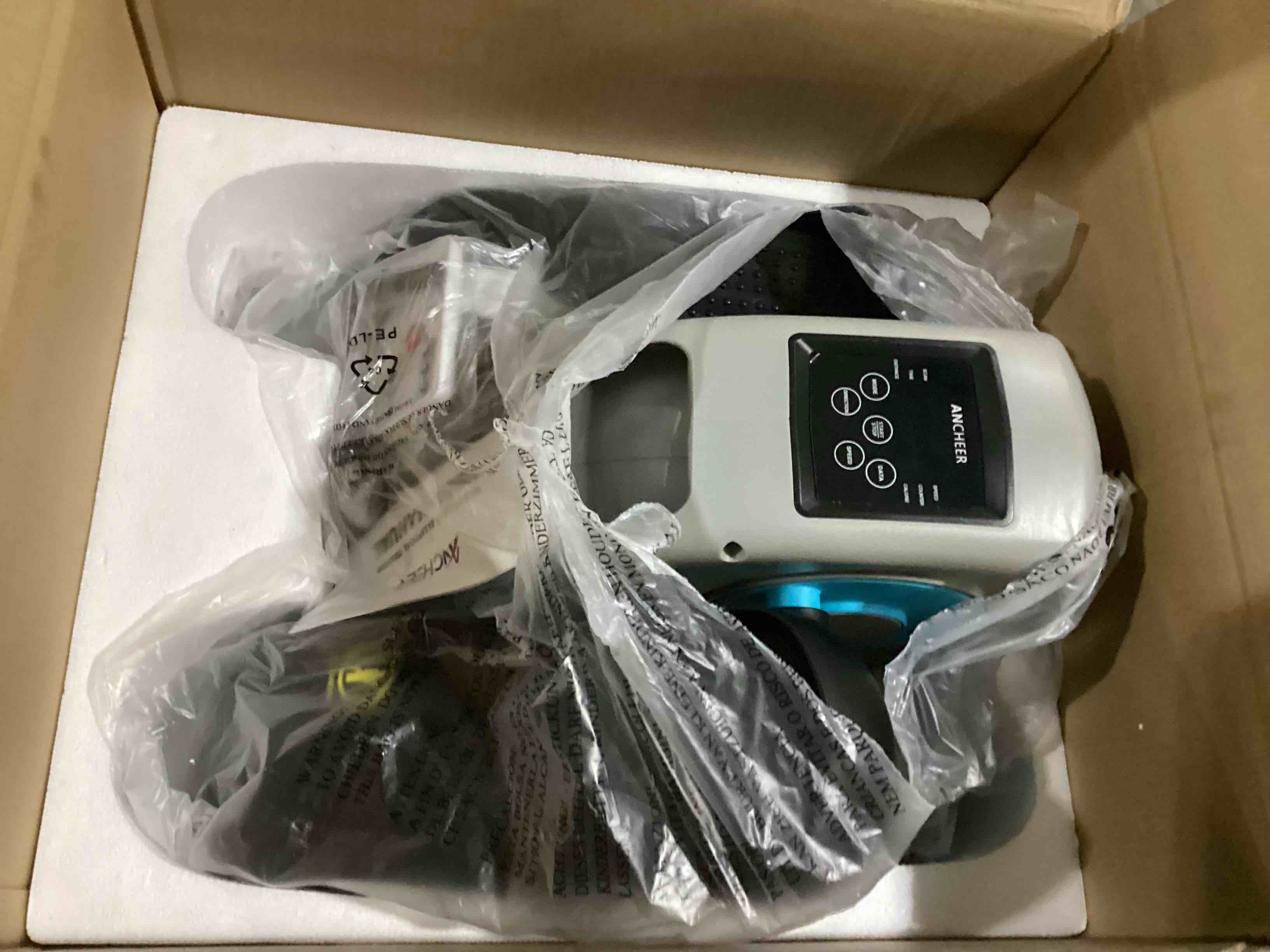 https://s3.amazonaws.com/lotting-images-prod/bidfta/GRN5710490_1728918360314.jpeg