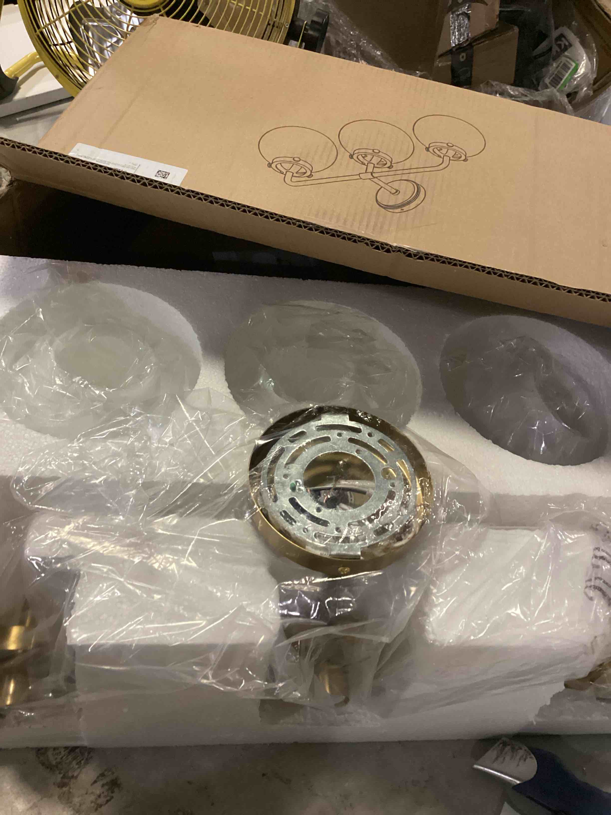 Deyidn Gold Bathroom Vanity Light Fixtures Over Mirror, Modern Brass 3