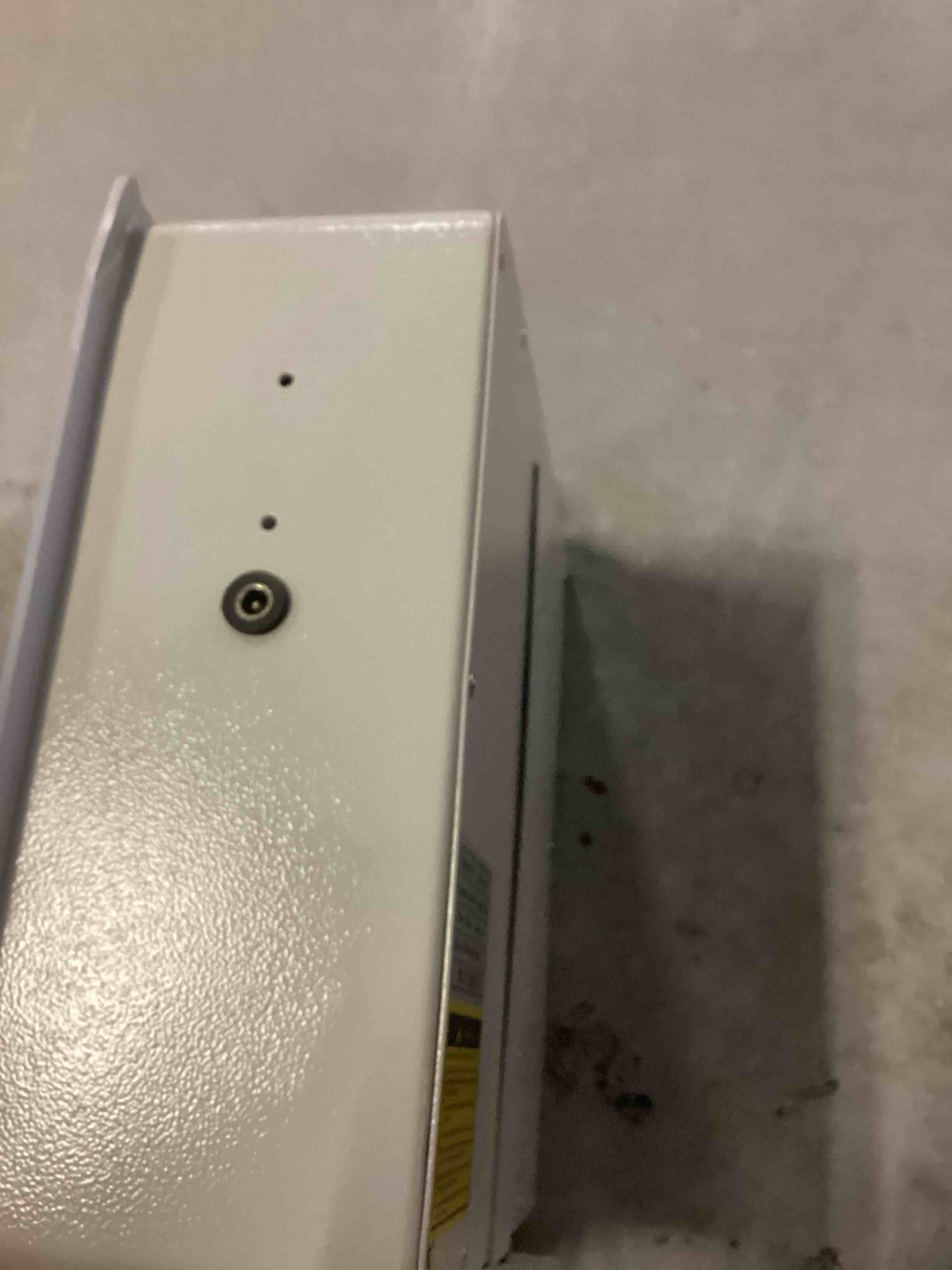 (The corner part is broken )S3000 Diffuser HVAC Aroma Home Scenting Oil