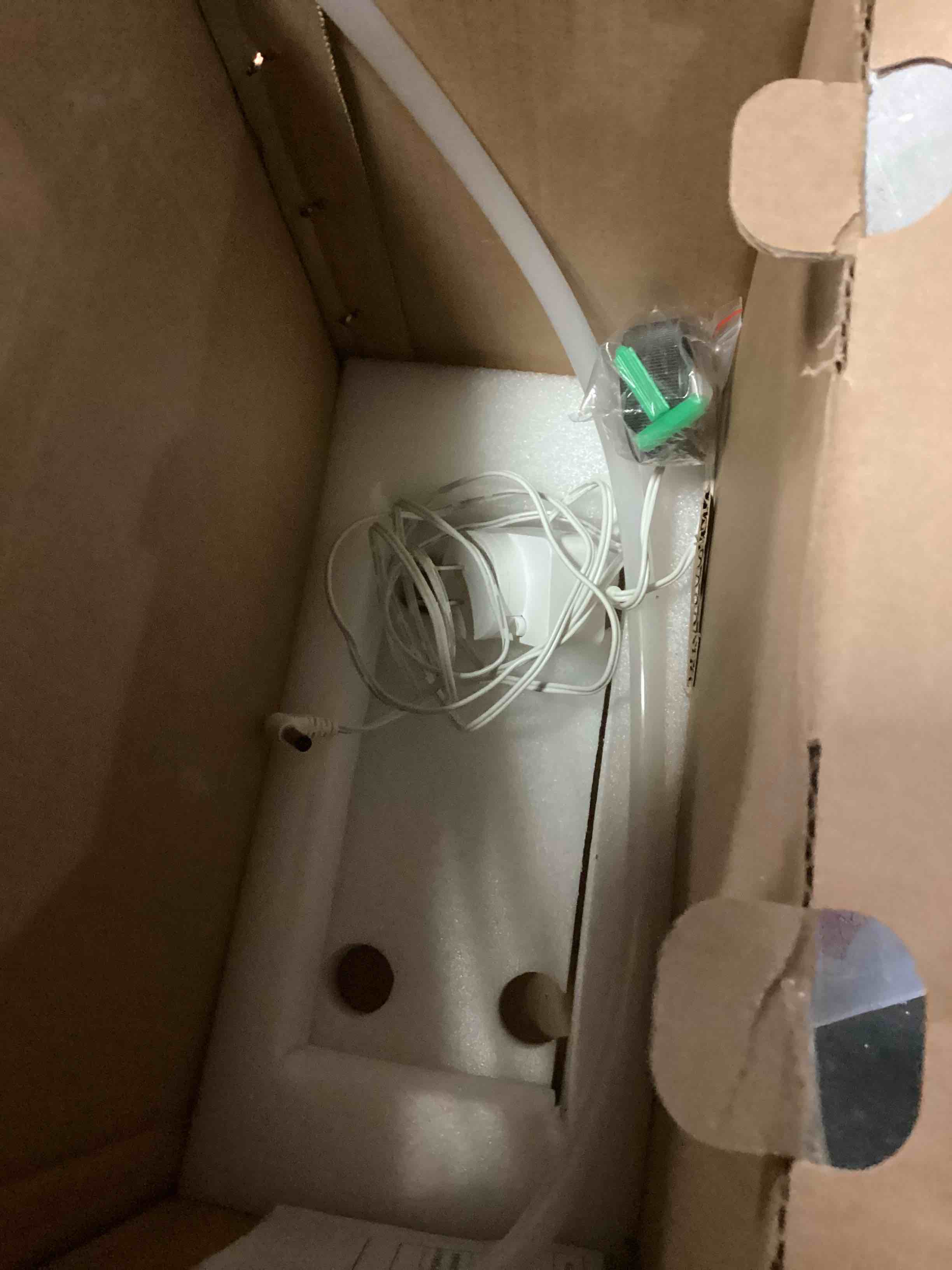 (The corner part is broken )S3000 Diffuser HVAC Aroma Home Scenting Oil