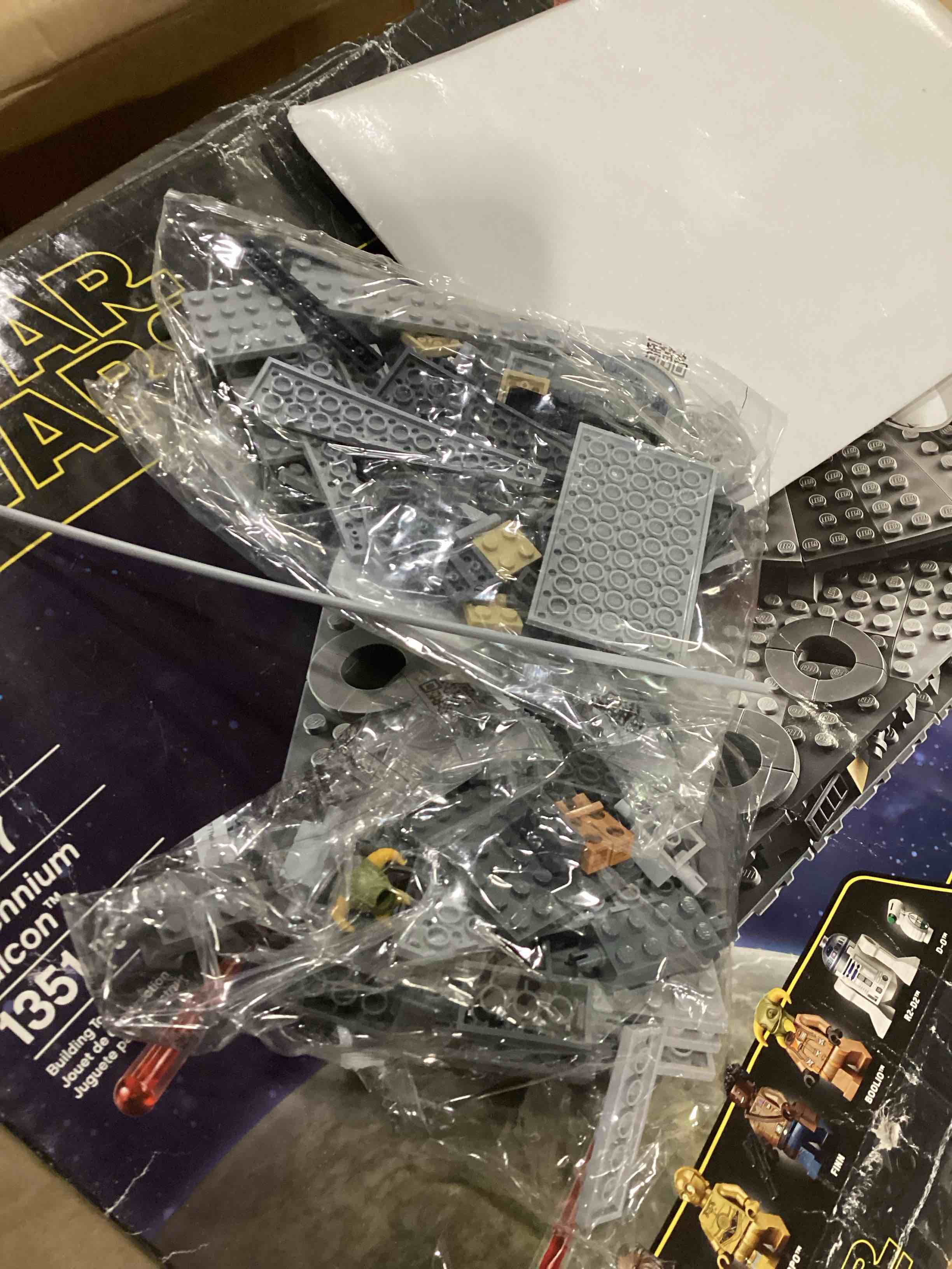 https://s3.amazonaws.com/lotting-images-prod/bidfta/GRN5713298_1728926248530.jpeg