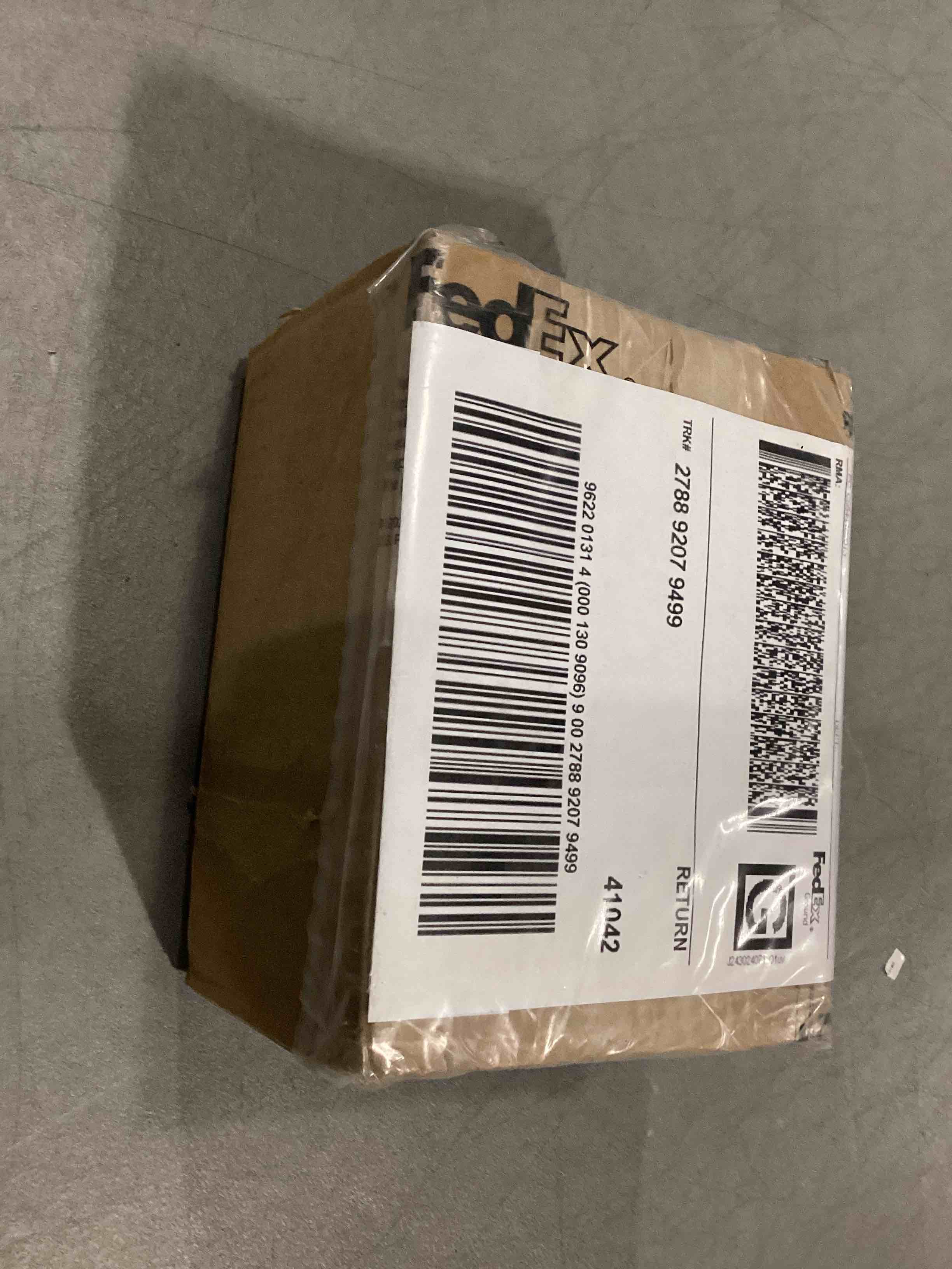 https://s3.amazonaws.com/lotting-images-prod/bidfta/GRN5714912_1726757782085.jpeg