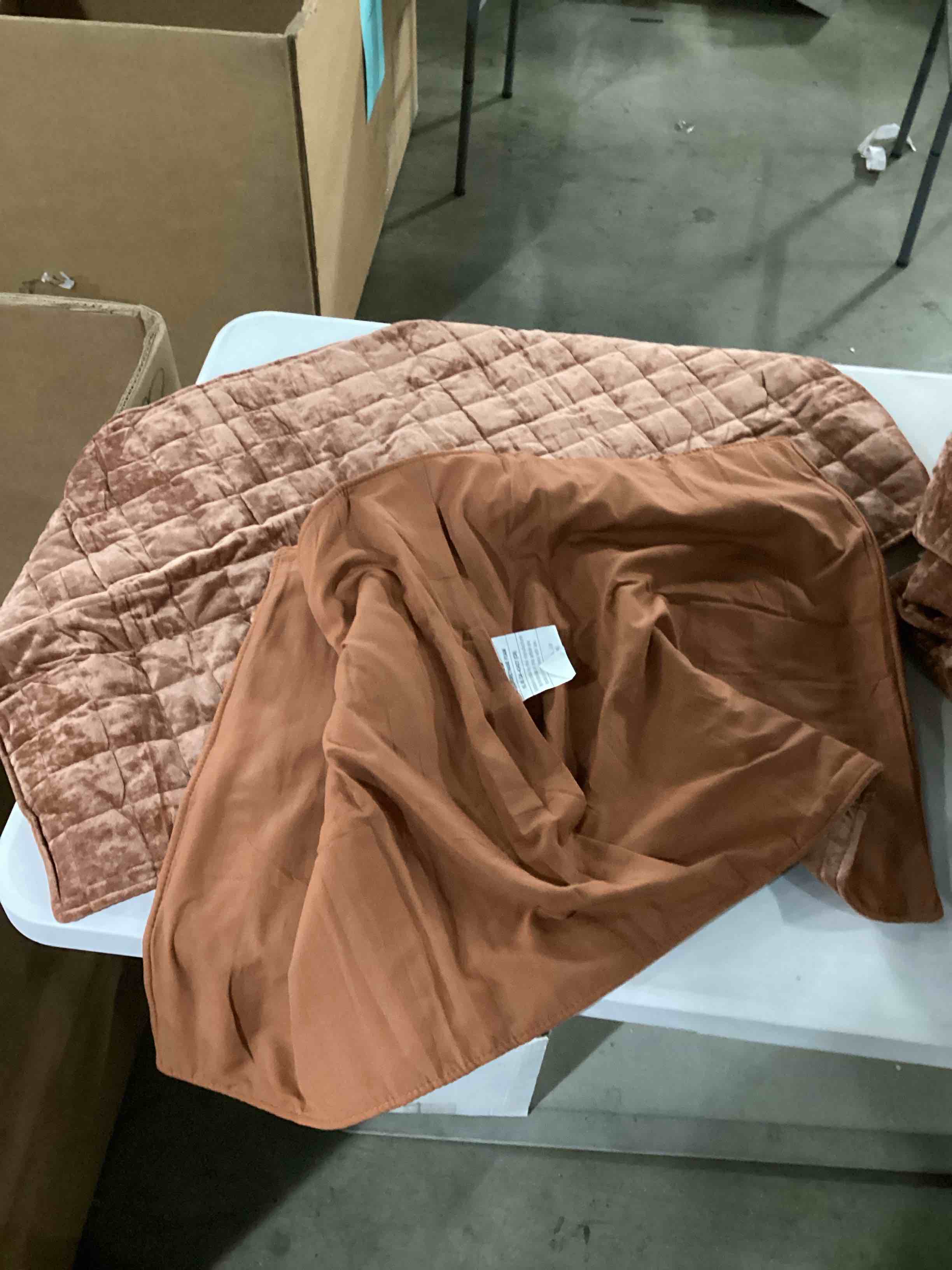 RECYCO Luxury Velvet Quilt Queen Size, Ultra Soft Velvet Bedding Sets