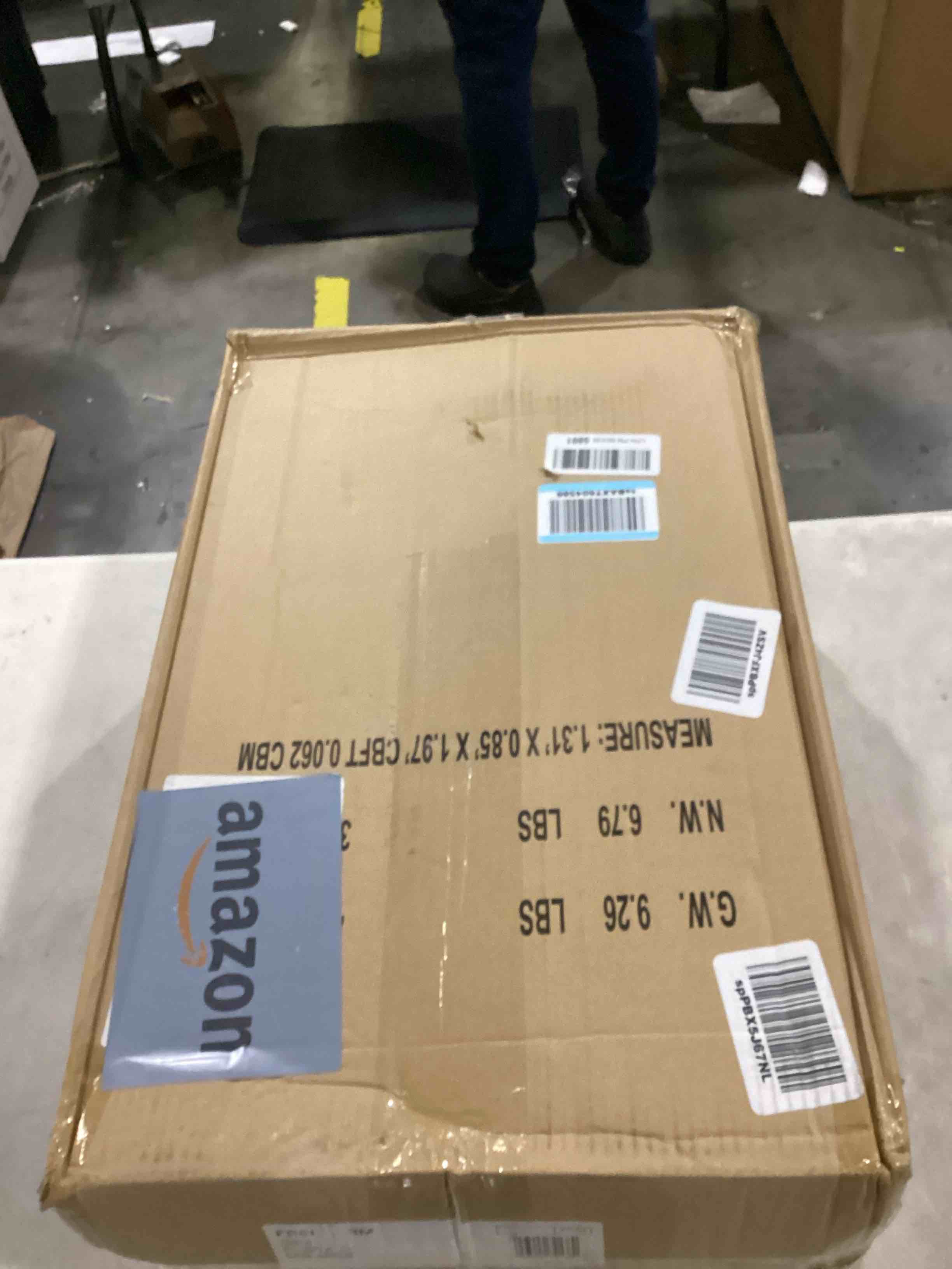 https://s3.amazonaws.com/lotting-images-prod/bidfta/GRN5718007_1728056941870.jpeg