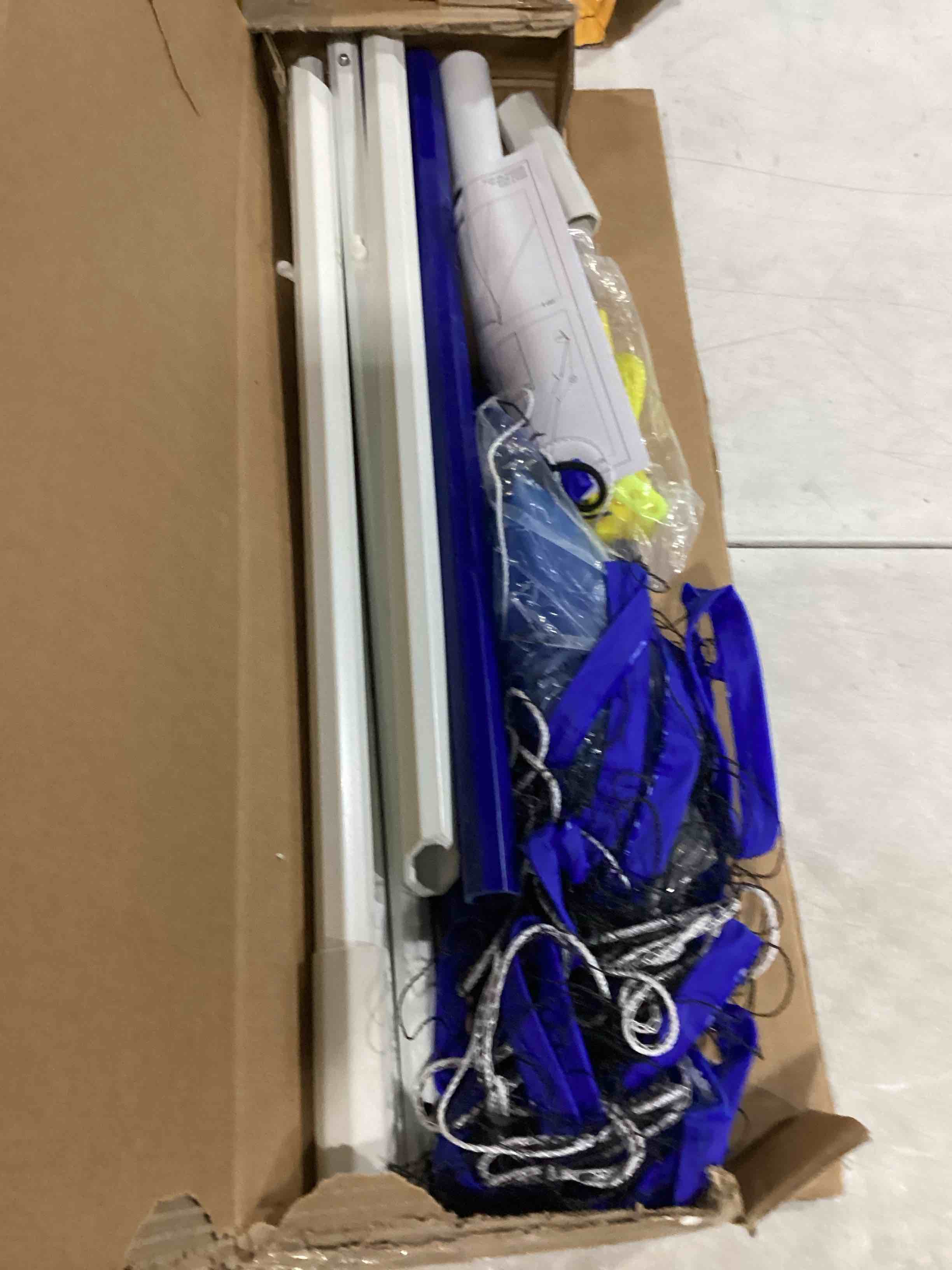 https://s3.amazonaws.com/lotting-images-prod/bidfta/GRN5718012_1728059747138.jpeg