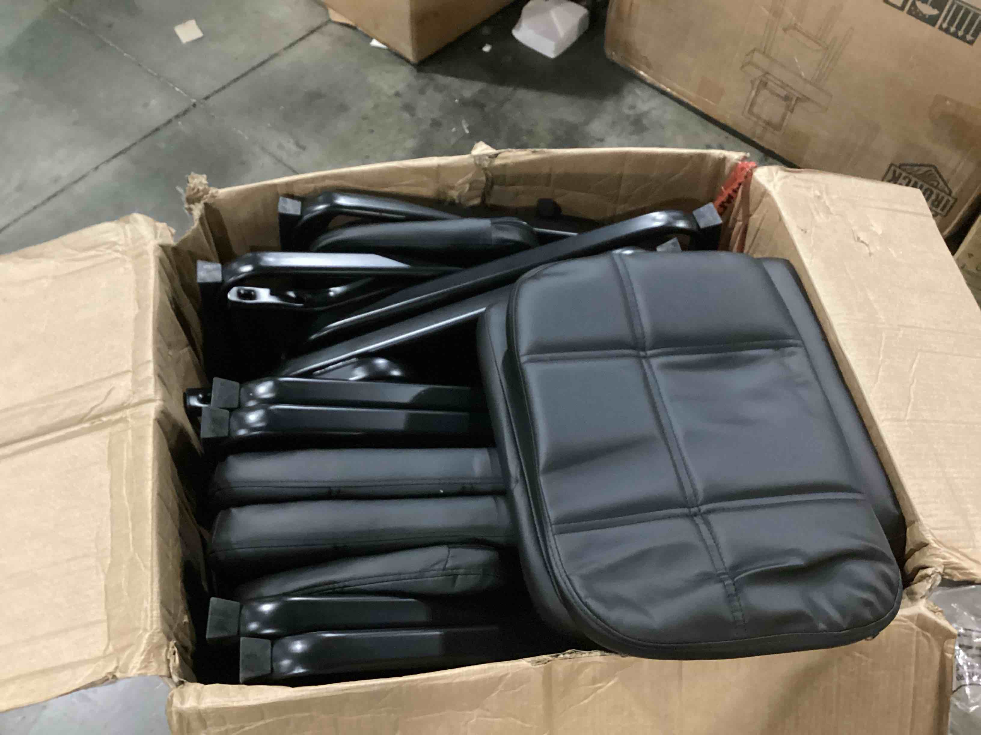 https://s3.amazonaws.com/lotting-images-prod/bidfta/GRN5718370_1728653804100.jpeg