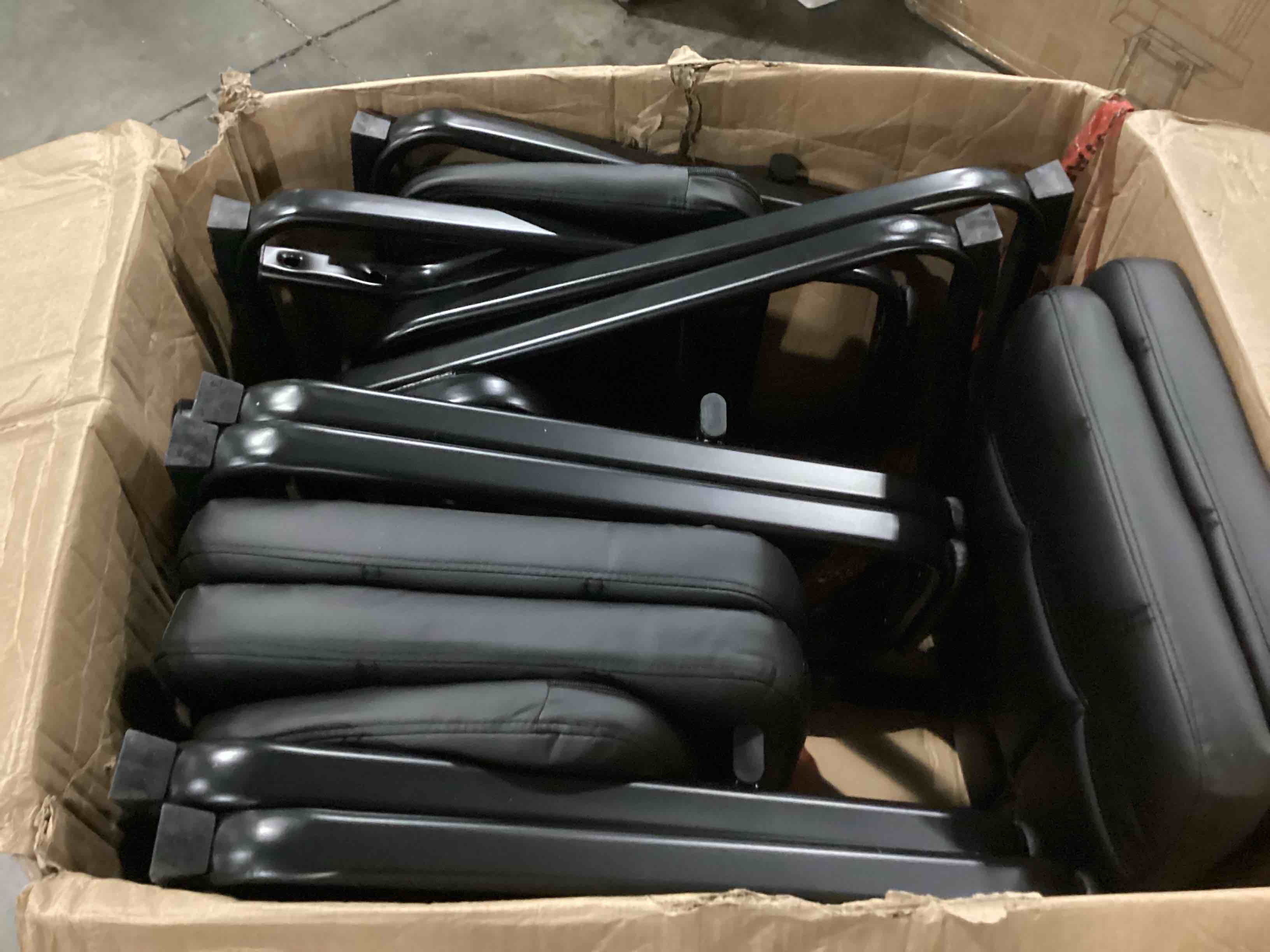 https://s3.amazonaws.com/lotting-images-prod/bidfta/GRN5718370_1728653831770.jpeg