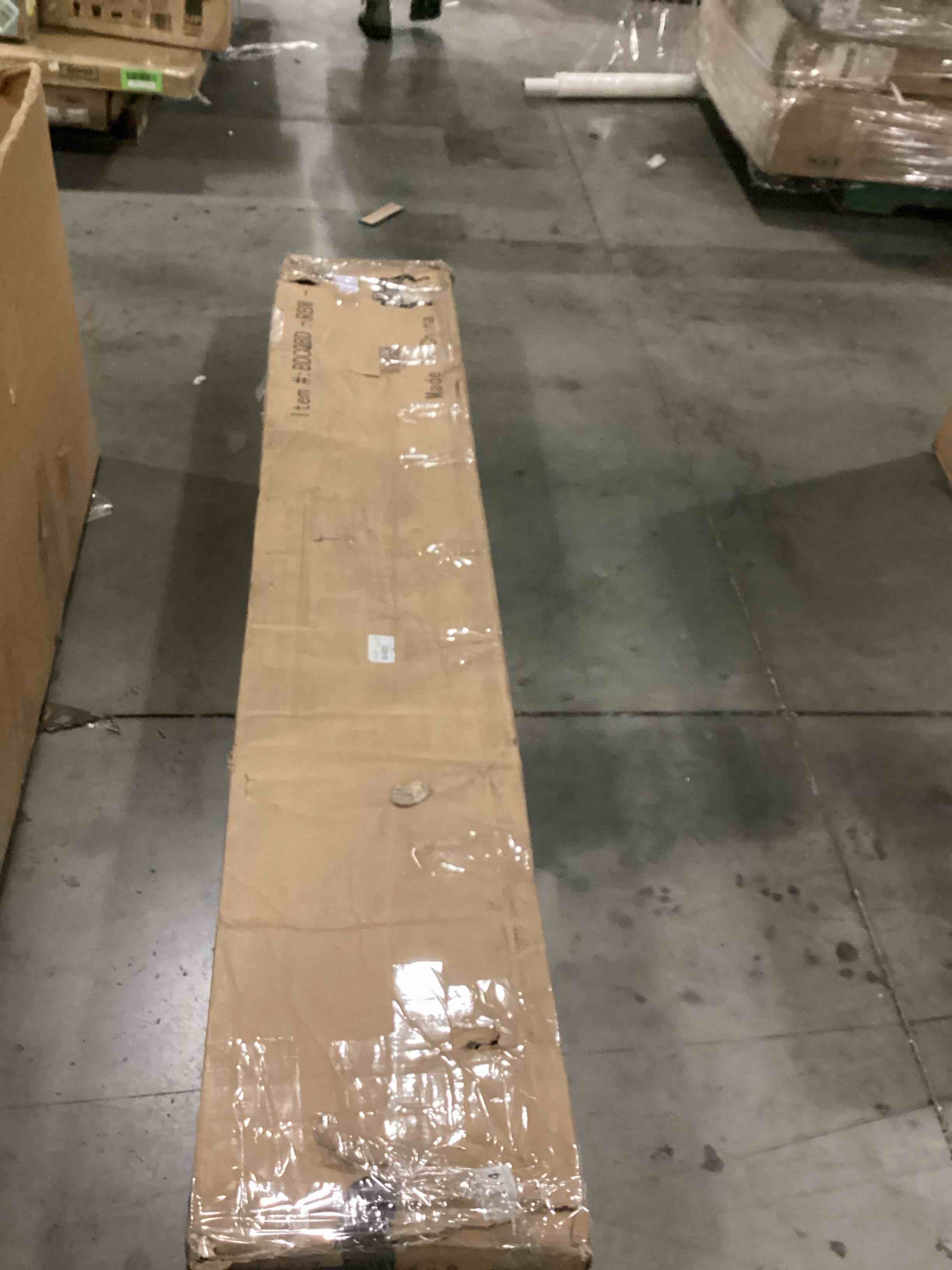 https://s3.amazonaws.com/lotting-images-prod/bidfta/GRN5718382_1728660329115.jpeg