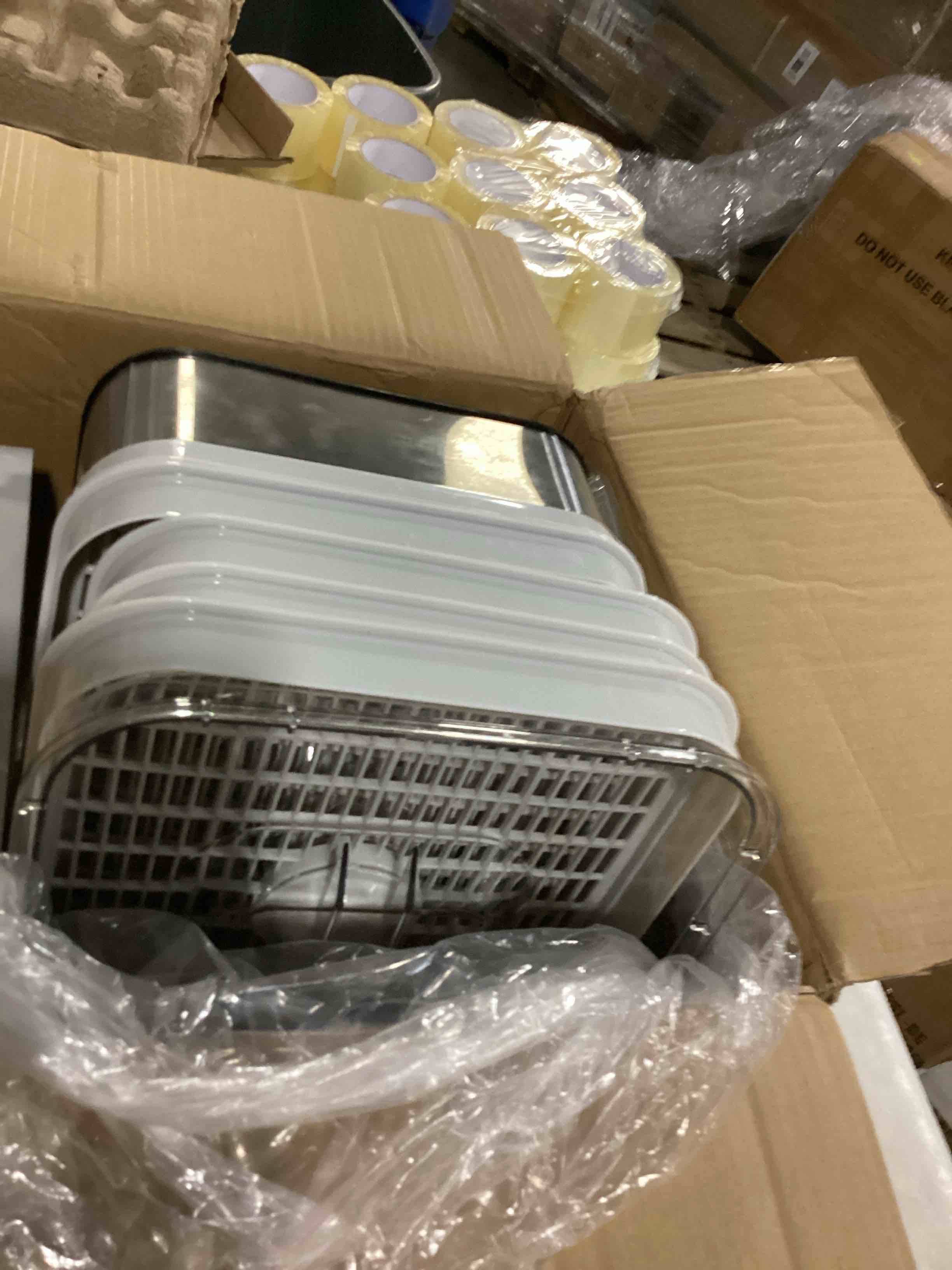 https://s3.amazonaws.com/lotting-images-prod/bidfta/GRN5718388_1728662077687.jpeg