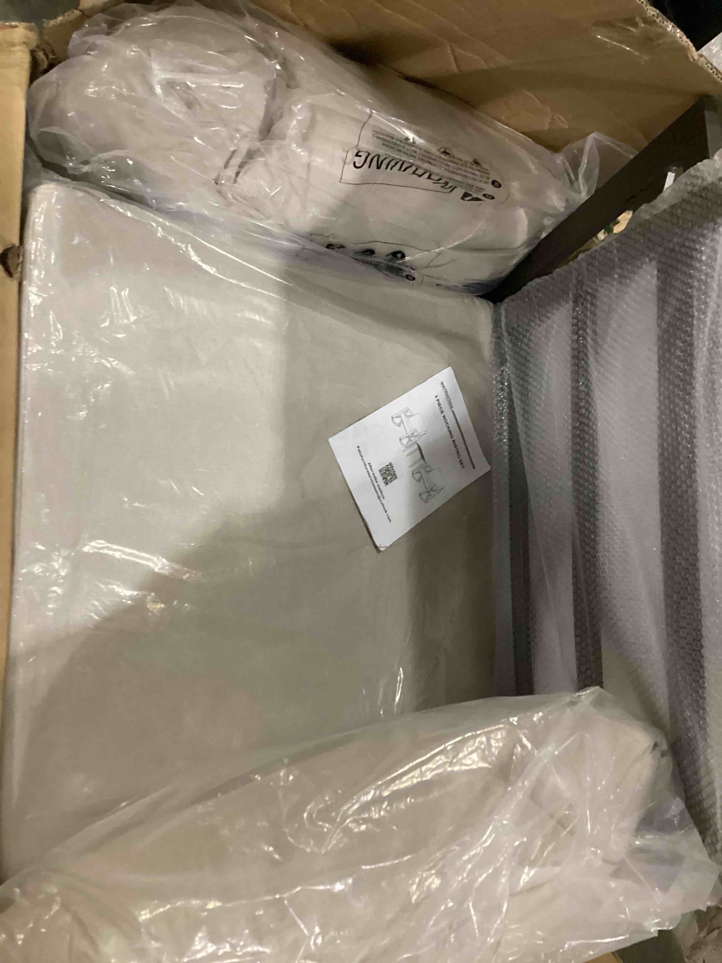 https://s3.amazonaws.com/lotting-images-prod/bidfta/GRN5718474_1726831146600.jpeg