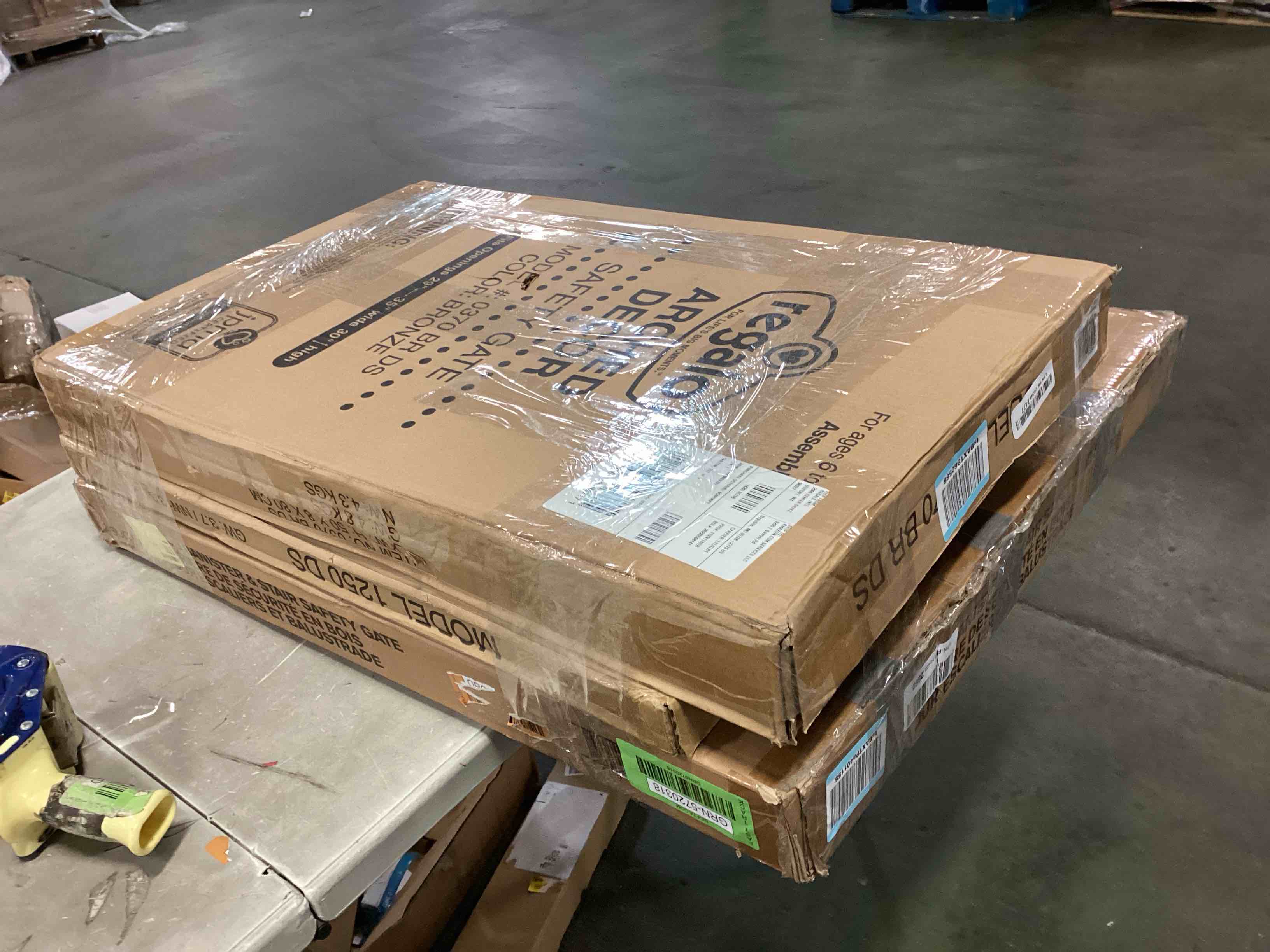 https://s3.amazonaws.com/lotting-images-prod/bidfta/GRN5720318_1706879382110.jpeg
