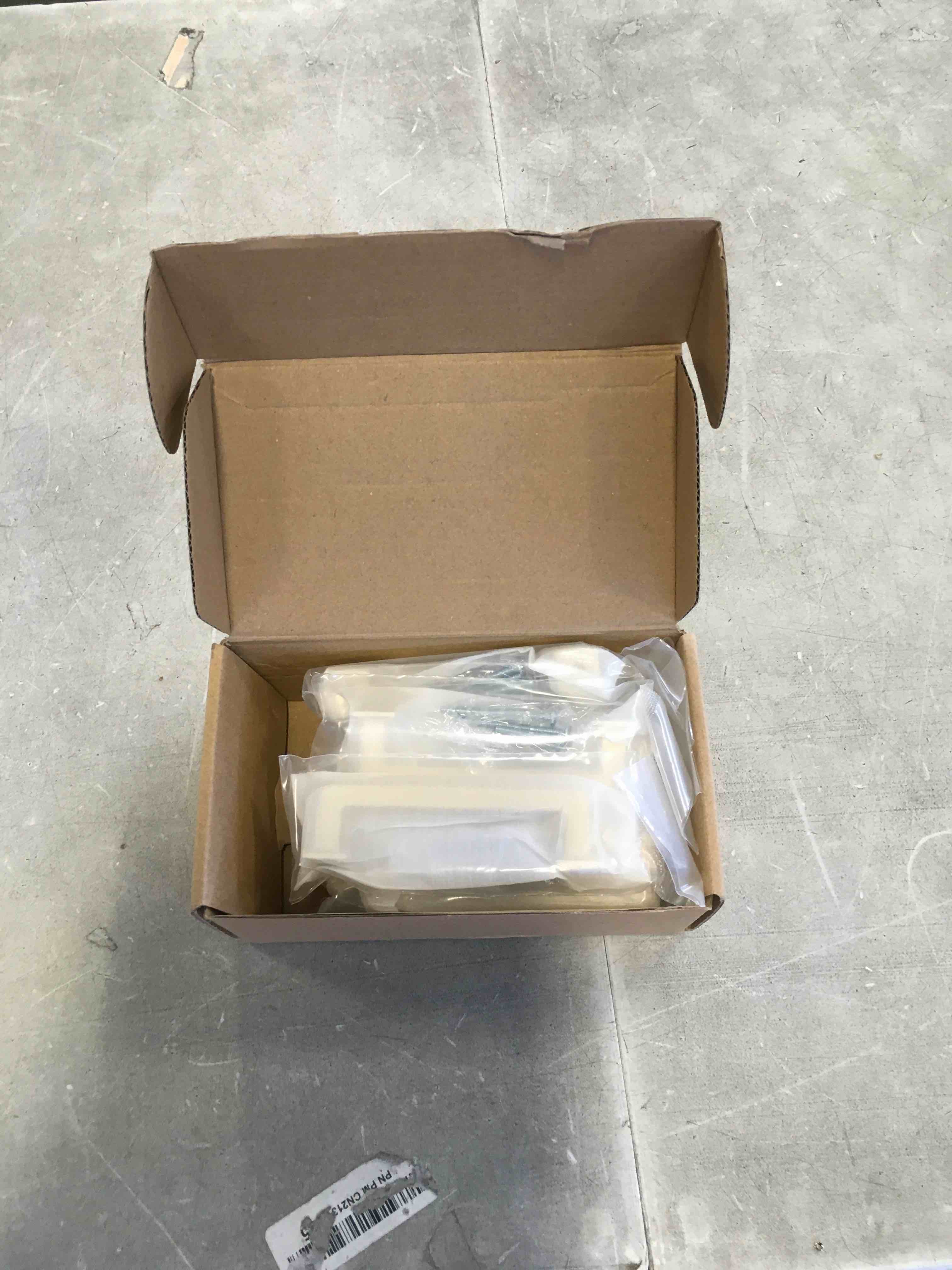 https://s3.amazonaws.com/lotting-images-prod/bidfta/GRN5720705_1707328147269.jpeg