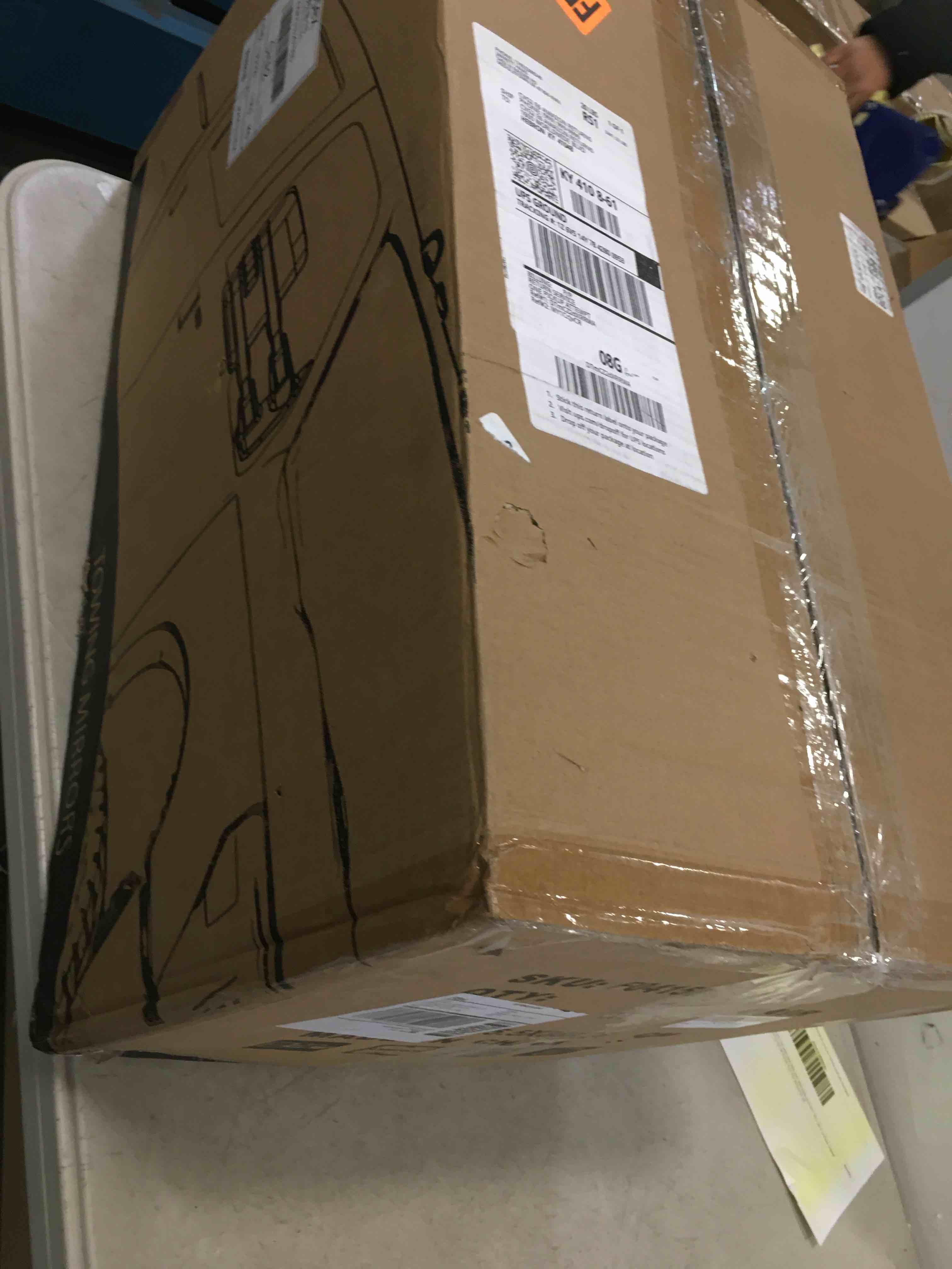 https://s3.amazonaws.com/lotting-images-prod/bidfta/GRN5722135_1706889242828.jpeg