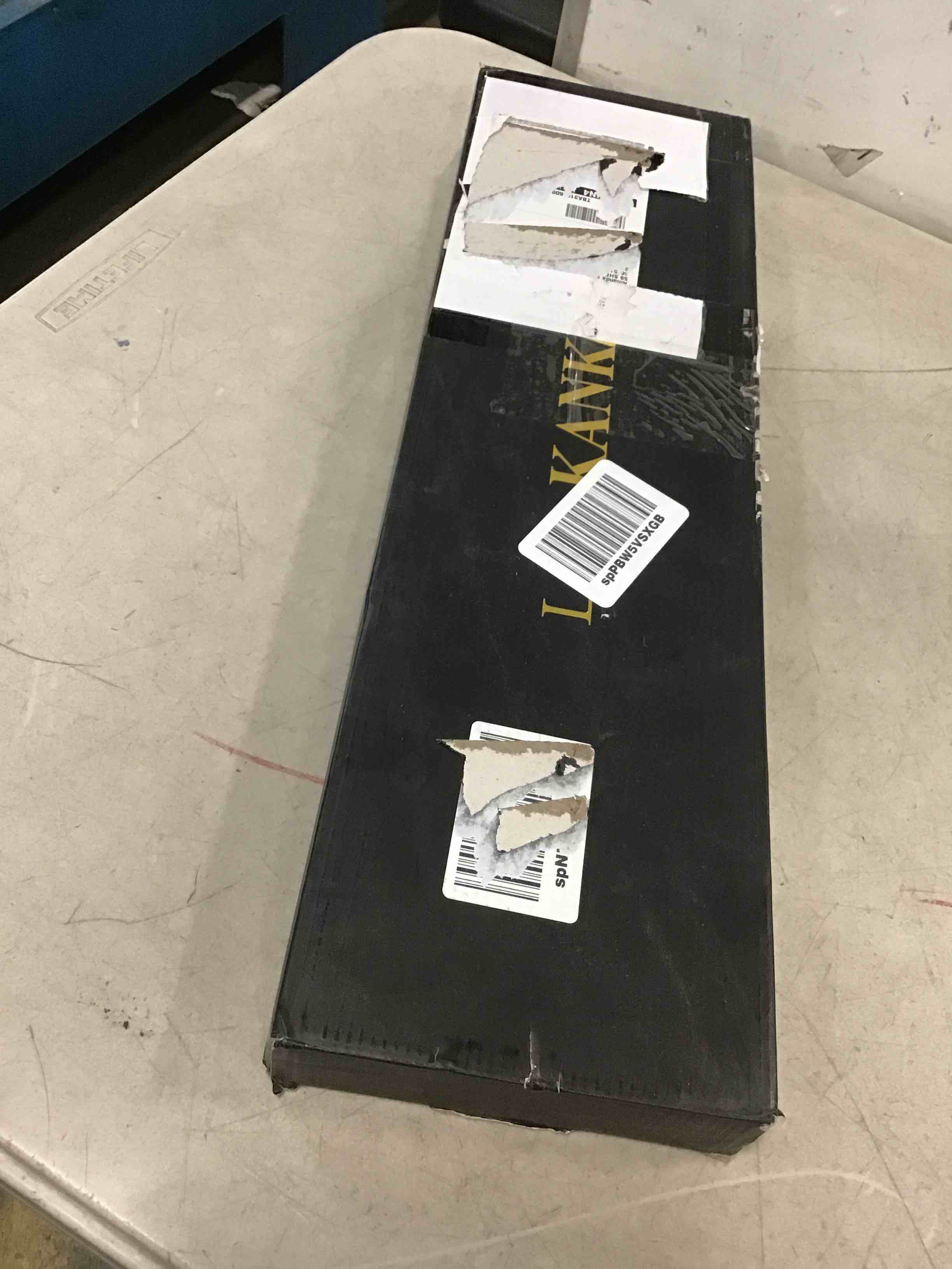 https://s3.amazonaws.com/lotting-images-prod/bidfta/GRN5722427_1706976576001.jpeg