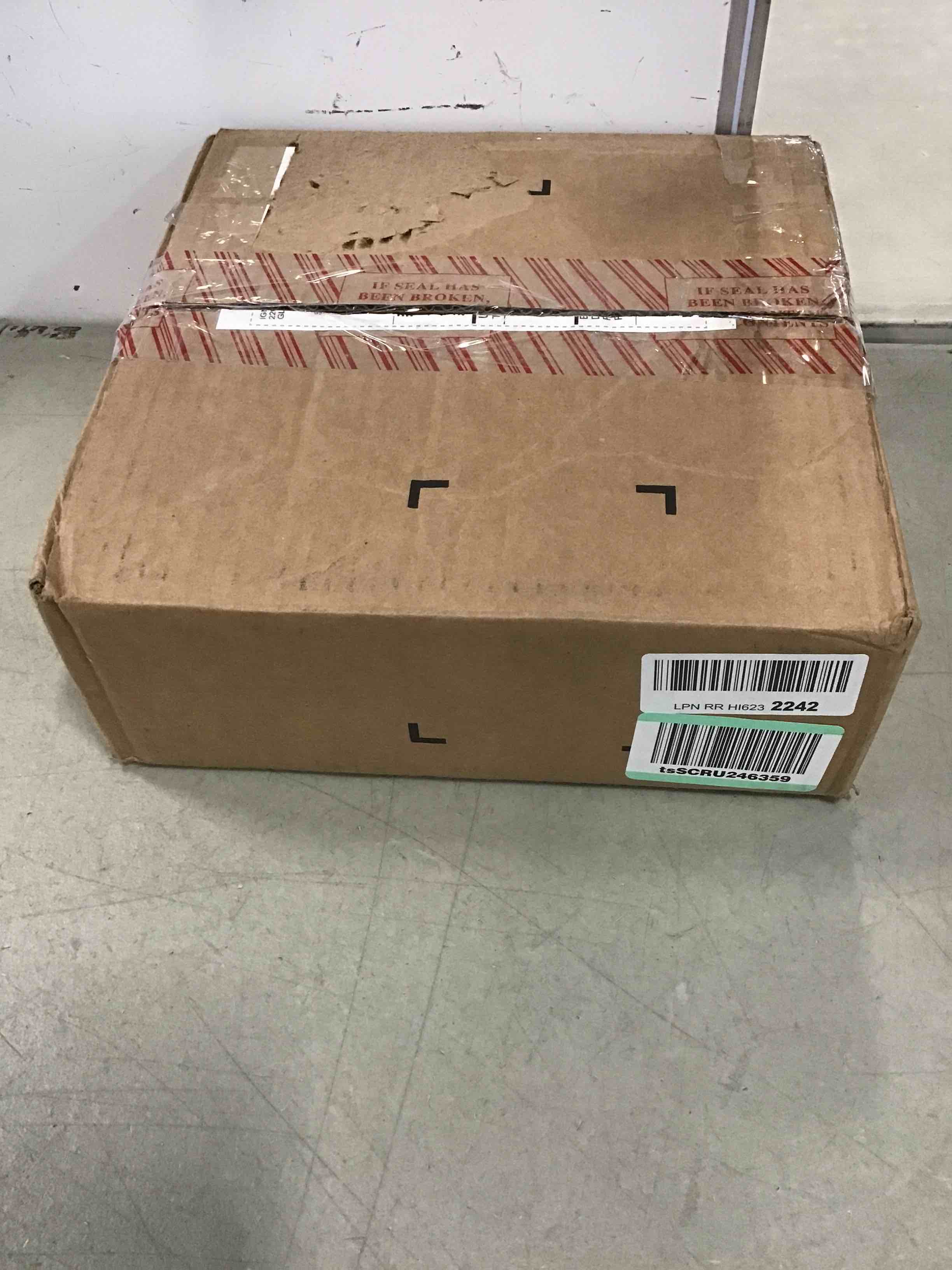 https://s3.amazonaws.com/lotting-images-prod/bidfta/GRN5722662_1707146523666.jpeg