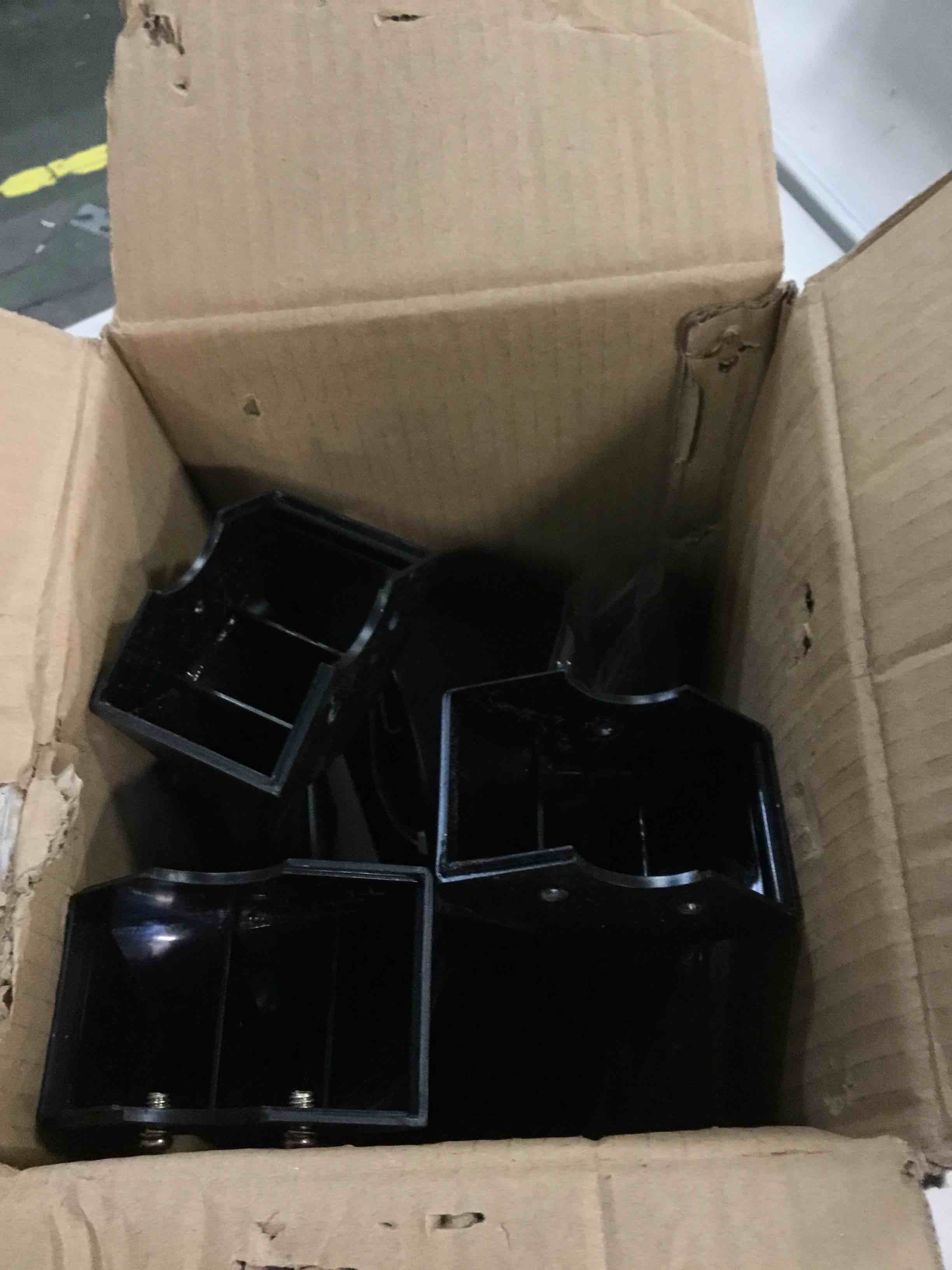 https://s3.amazonaws.com/lotting-images-prod/bidfta/GRN5722956_1706794291193.jpeg