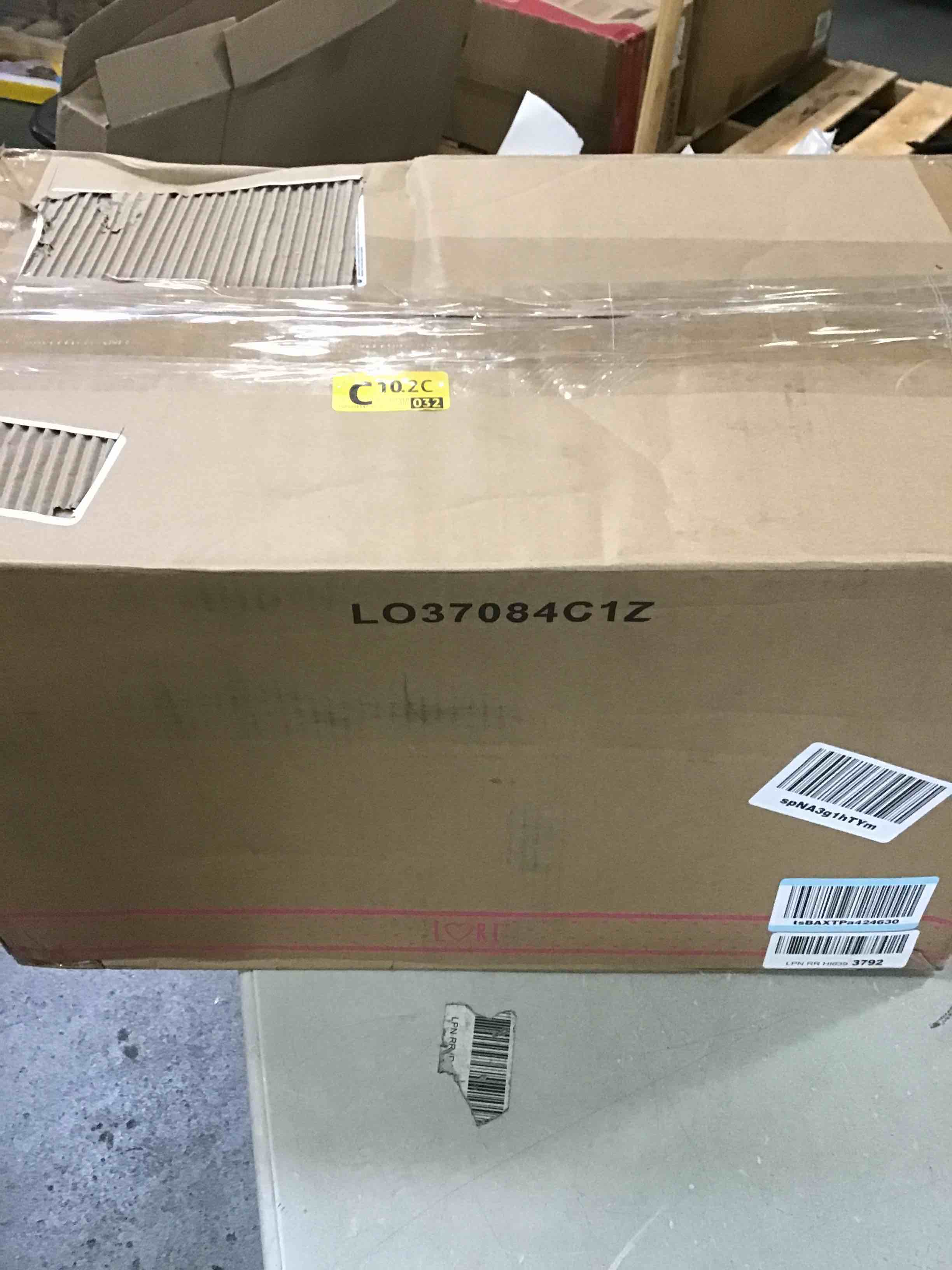 https://s3.amazonaws.com/lotting-images-prod/bidfta/GRN5723606_1707239464156.jpeg