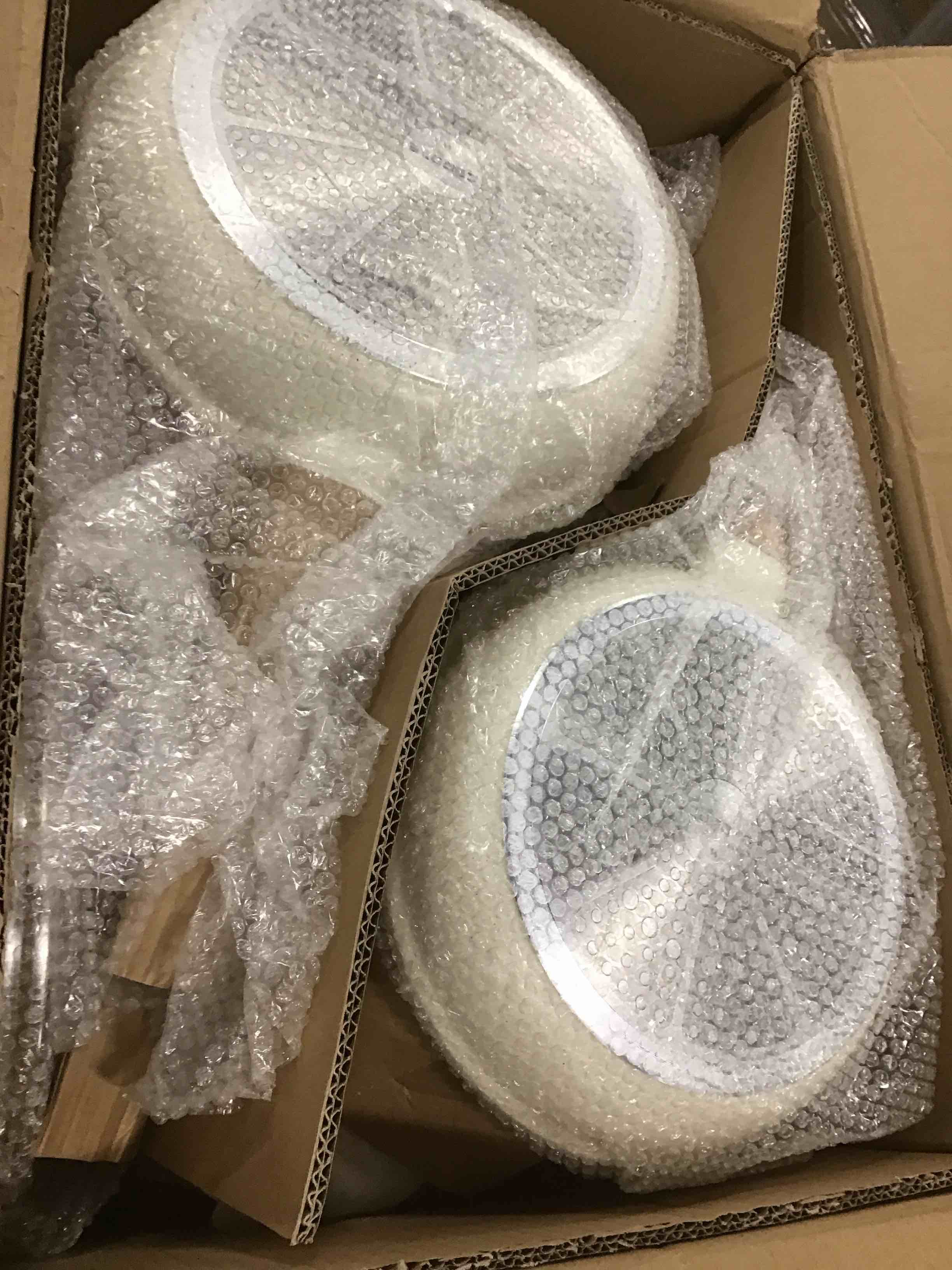 https://s3.amazonaws.com/lotting-images-prod/bidfta/GRN5724938_1706879377766.jpeg